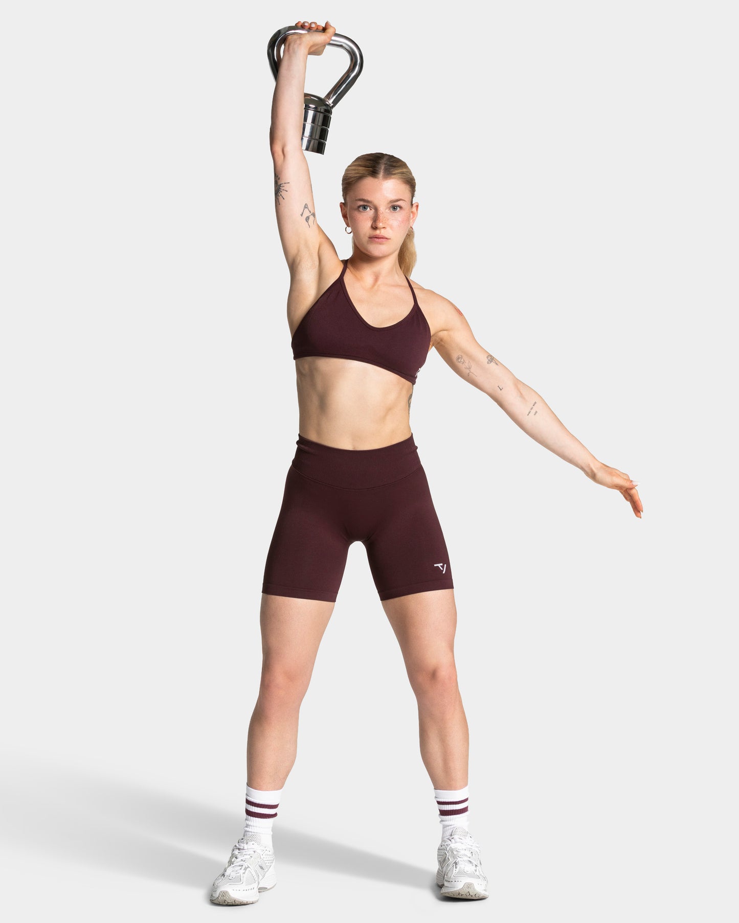 Lift Sculpt Scrunch Shorts ‘Merlot’