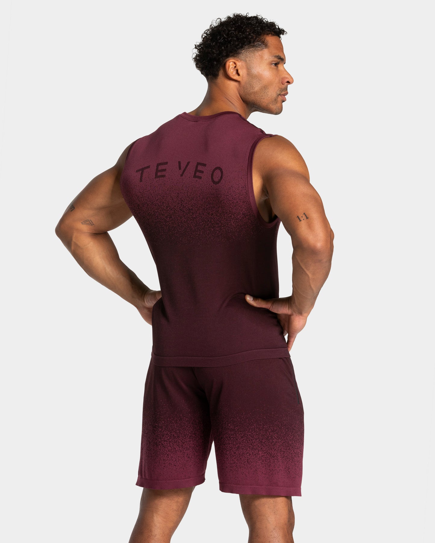 Lift Seamless Tank "Merlot"