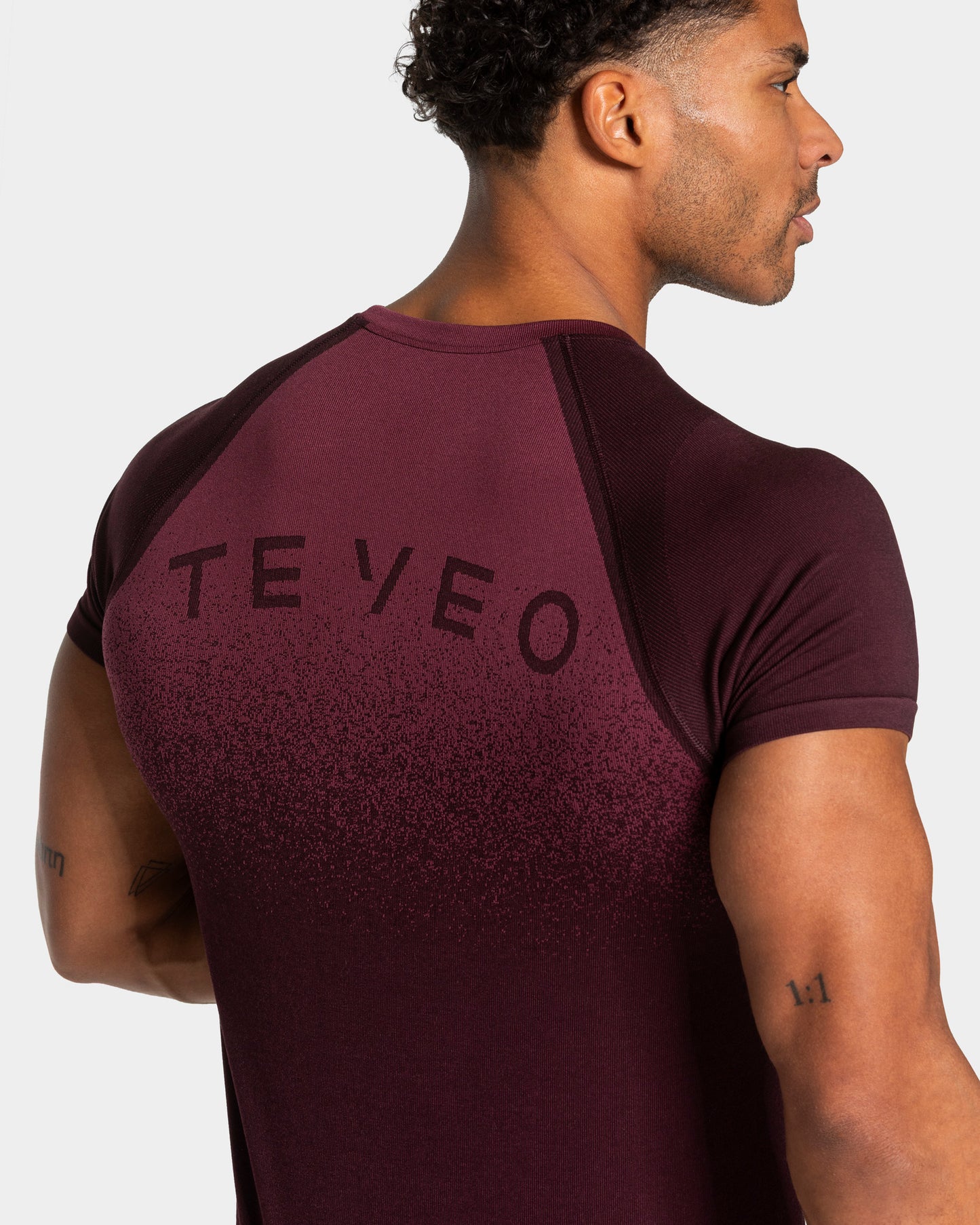 Lift Seamless T-Shirt ‘Merlot’