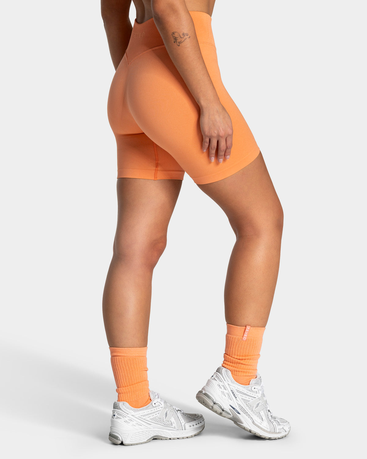 Lift Shorts ‘Apricot’