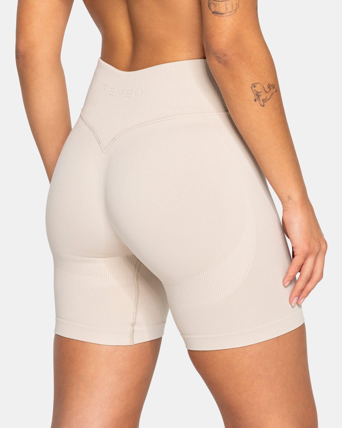 Lift Shorts ‘Cream’