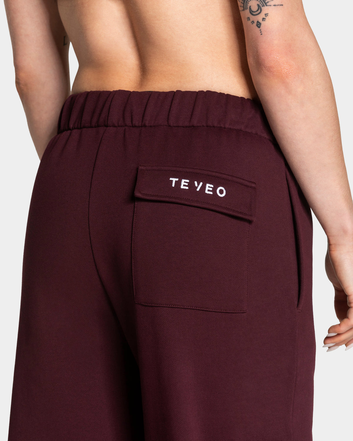 Lift Wide Leg Cargo Joggers ‘Merlot’