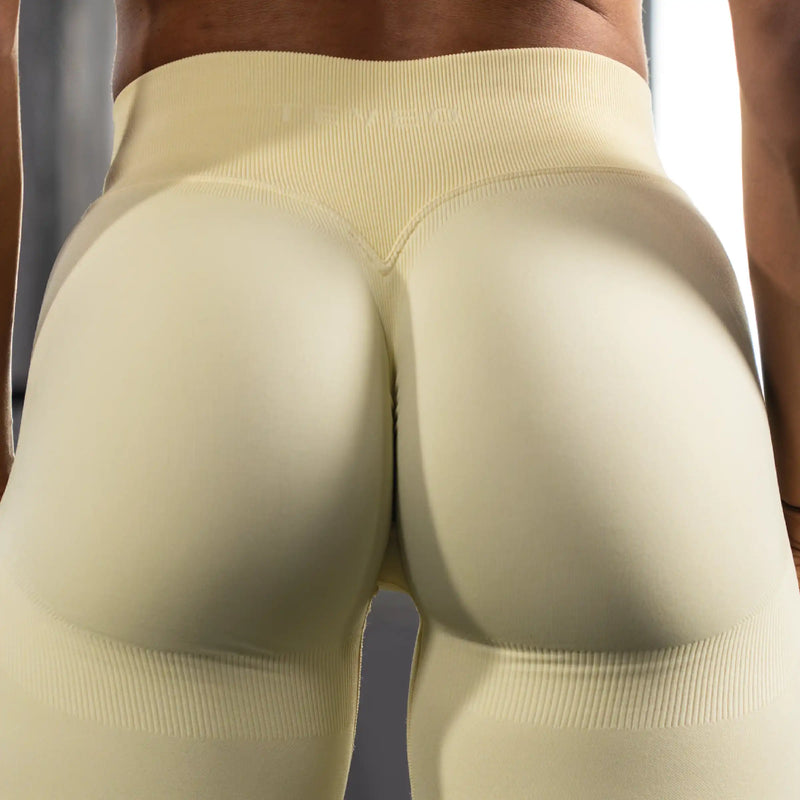 LIF_W_Scrunch-Leggings1_Scrunch