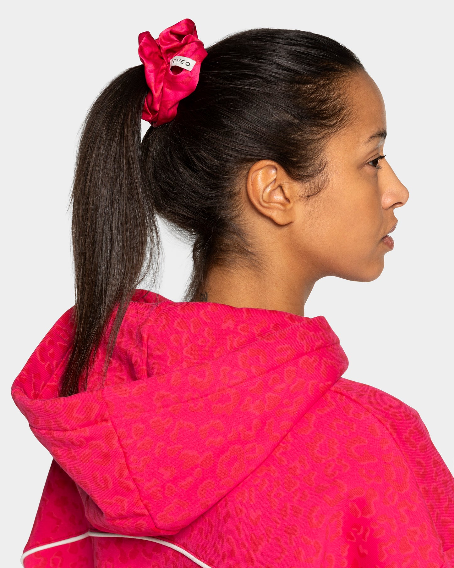 Contrastline Scrunchies (2-Pack) ‘Leopard – Berry’