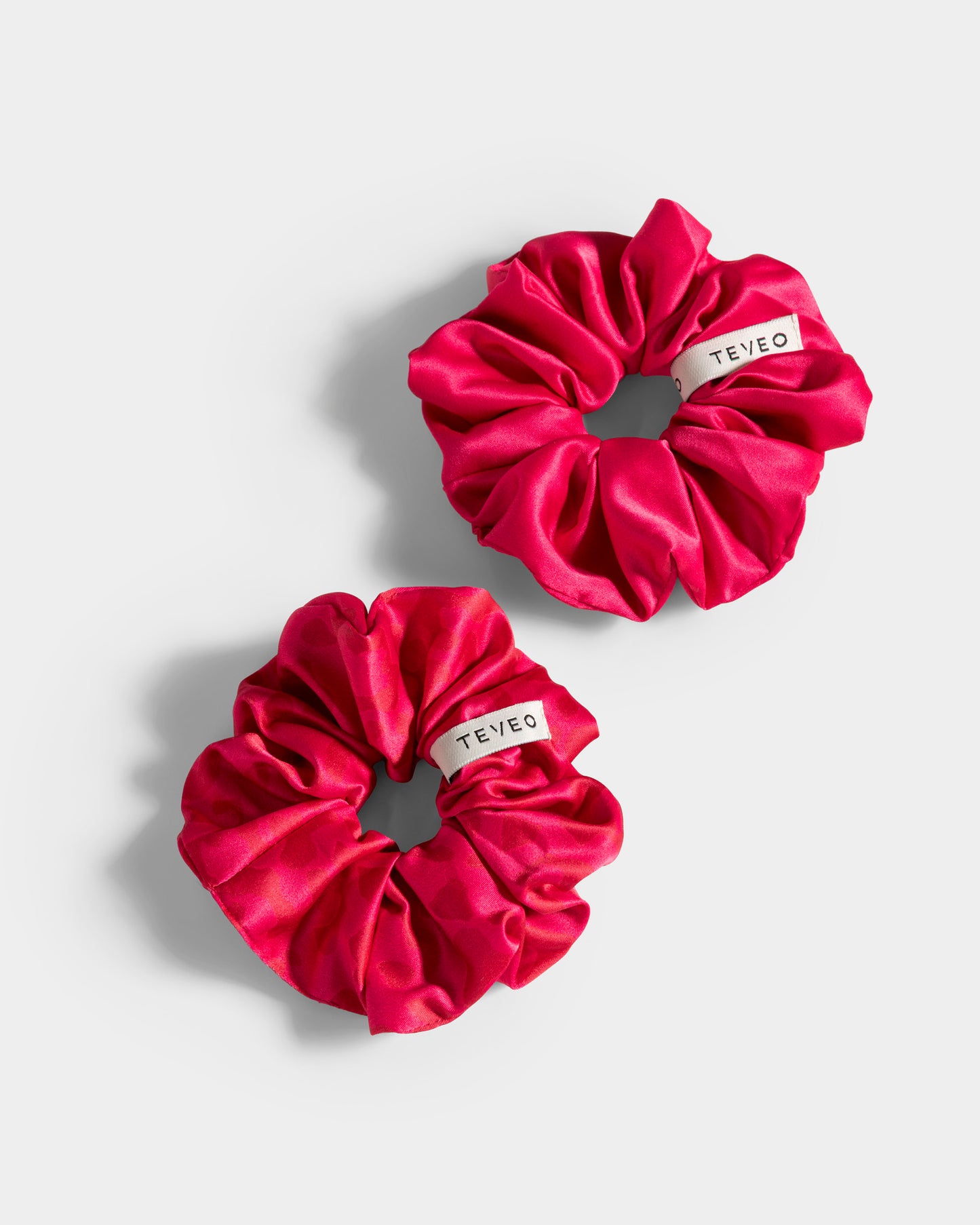 Contrastline Scrunchies (2-Pack) ‘Leopard – Berry’