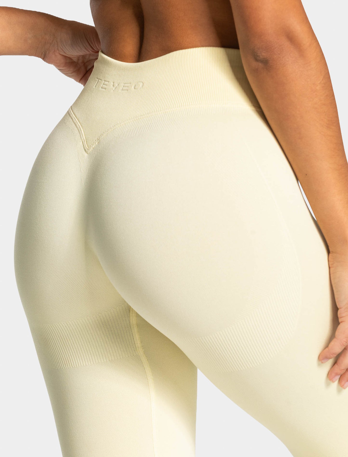 Lift Leggings ‘Butter Yellow’