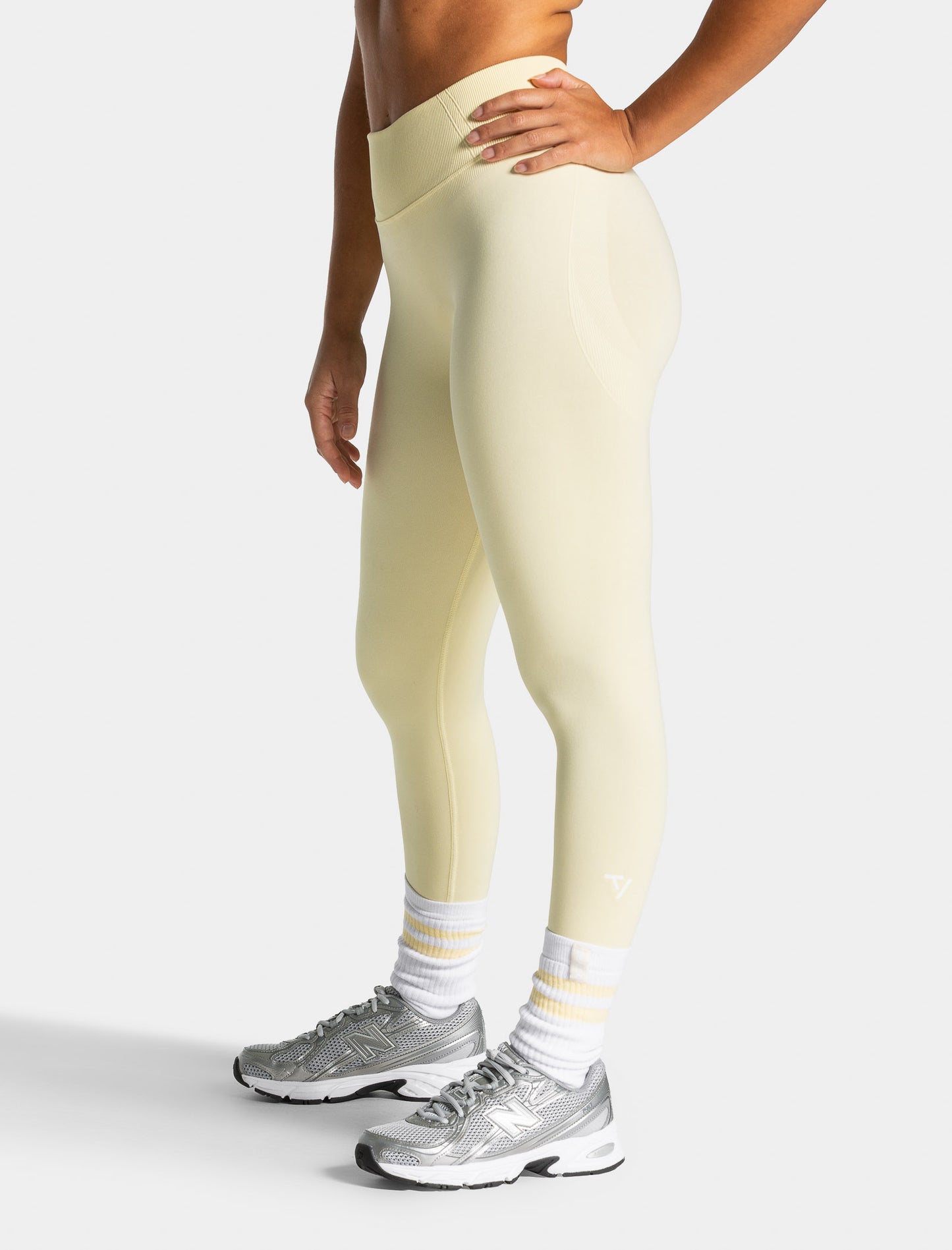 Lift Sculpt Scrunch Leggings ‘Butter Yellow’