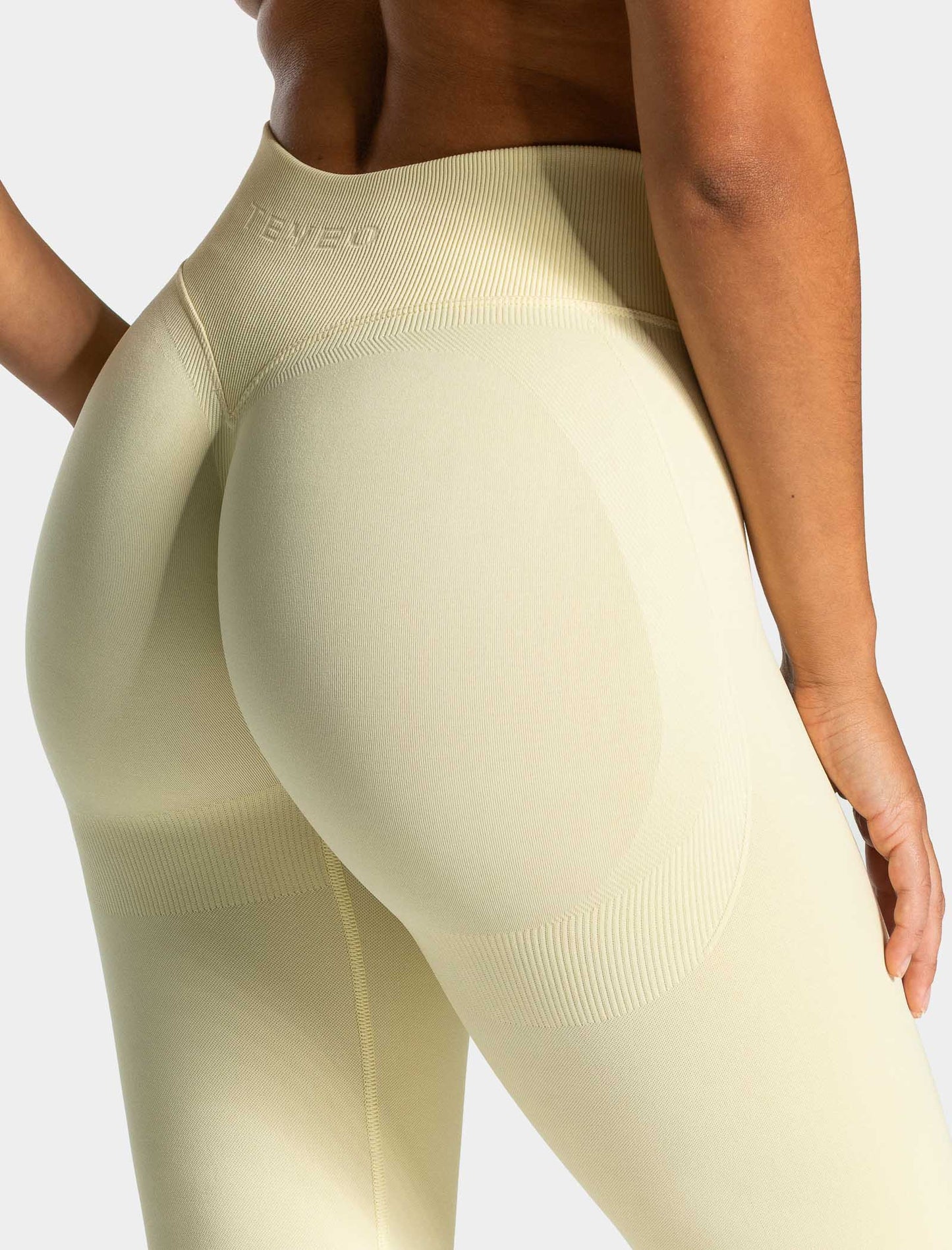 Lift Sculpt Scrunch Leggings ‘Butter Yellow’