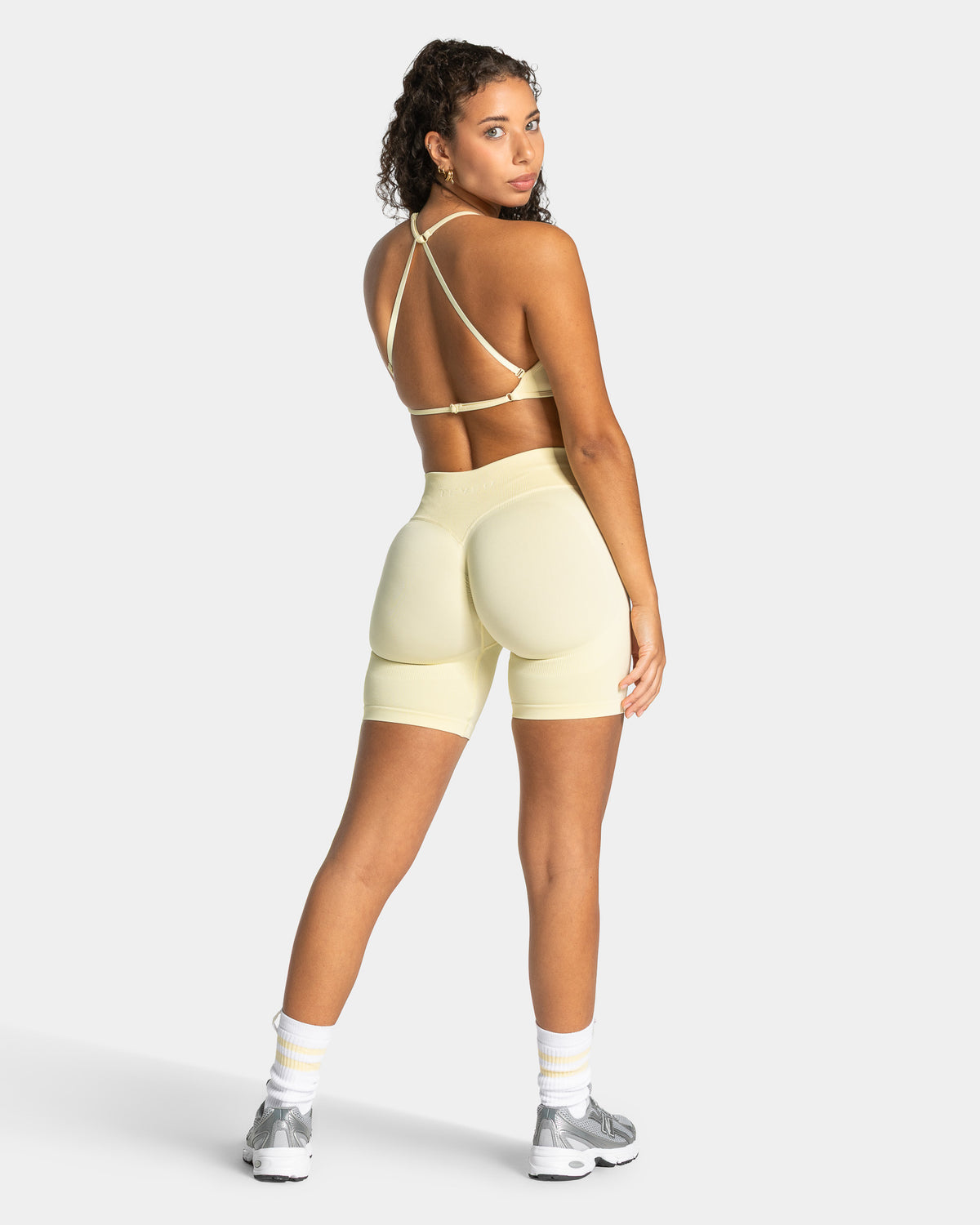 Lift Shorts "Butter Yellow"