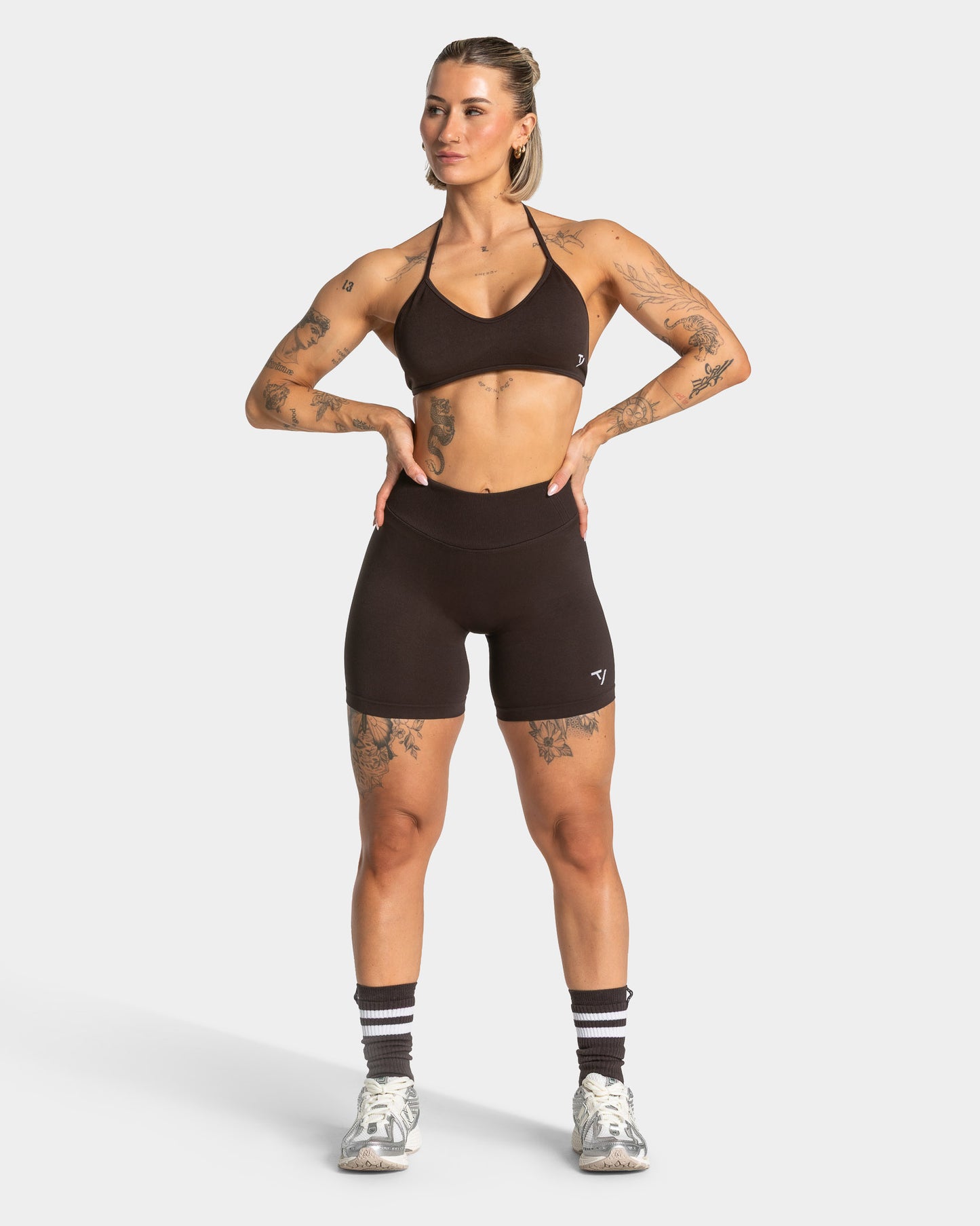 Lift Sculpt Scrunch Shorts ‘Dark Chocolate’