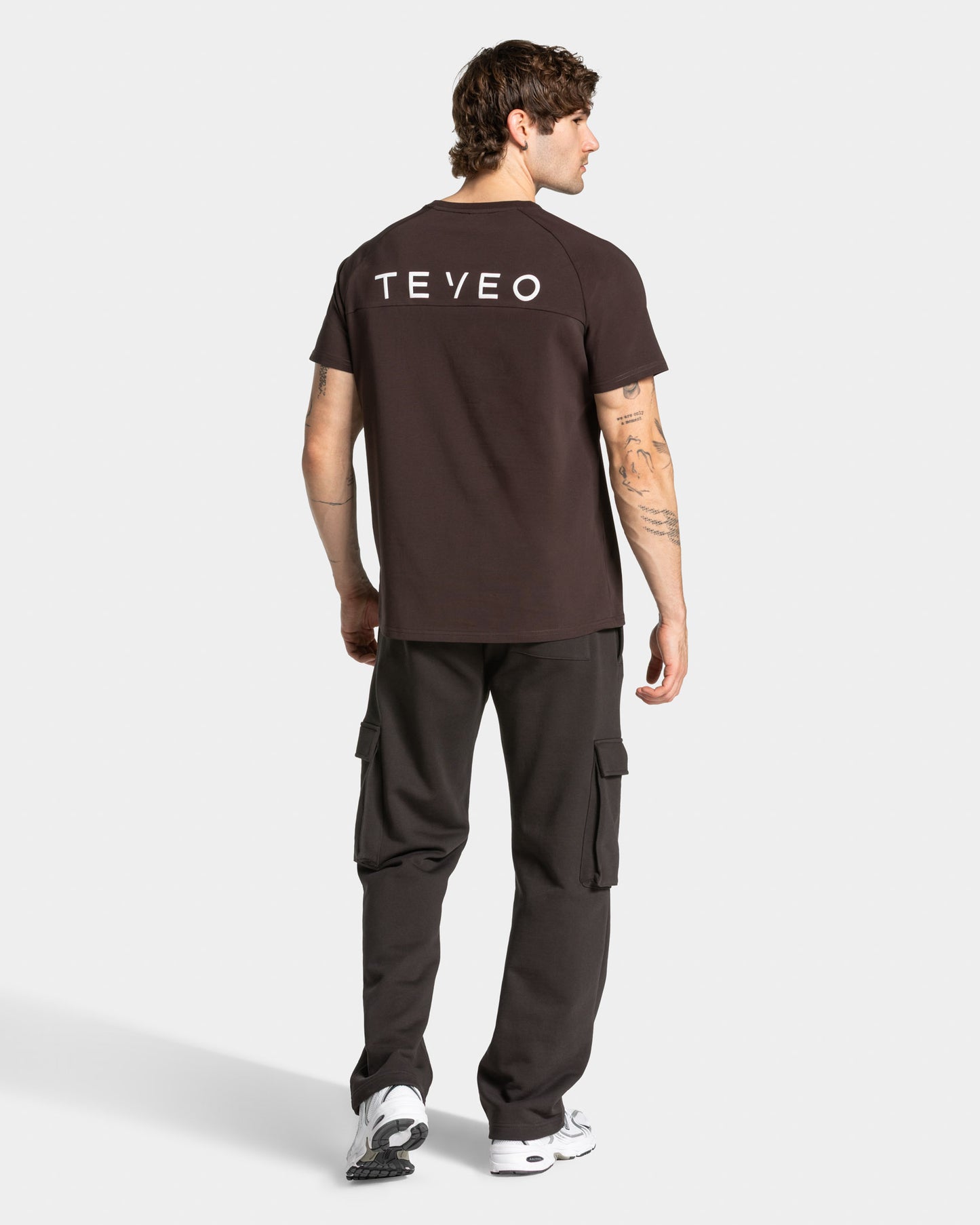 Lift Wide Leg Cargo Joggers ‘Dark Chocolate’