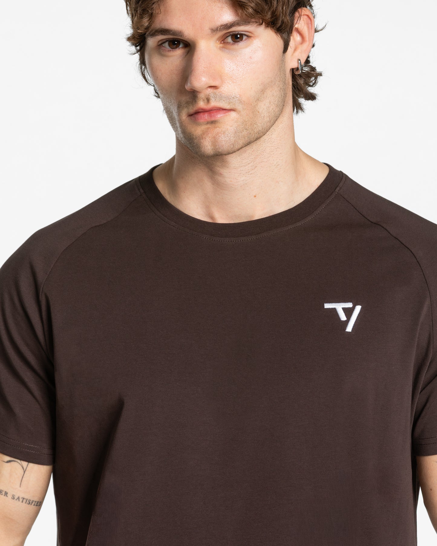 Lift T-Shirt ‘Dark Chocolate’