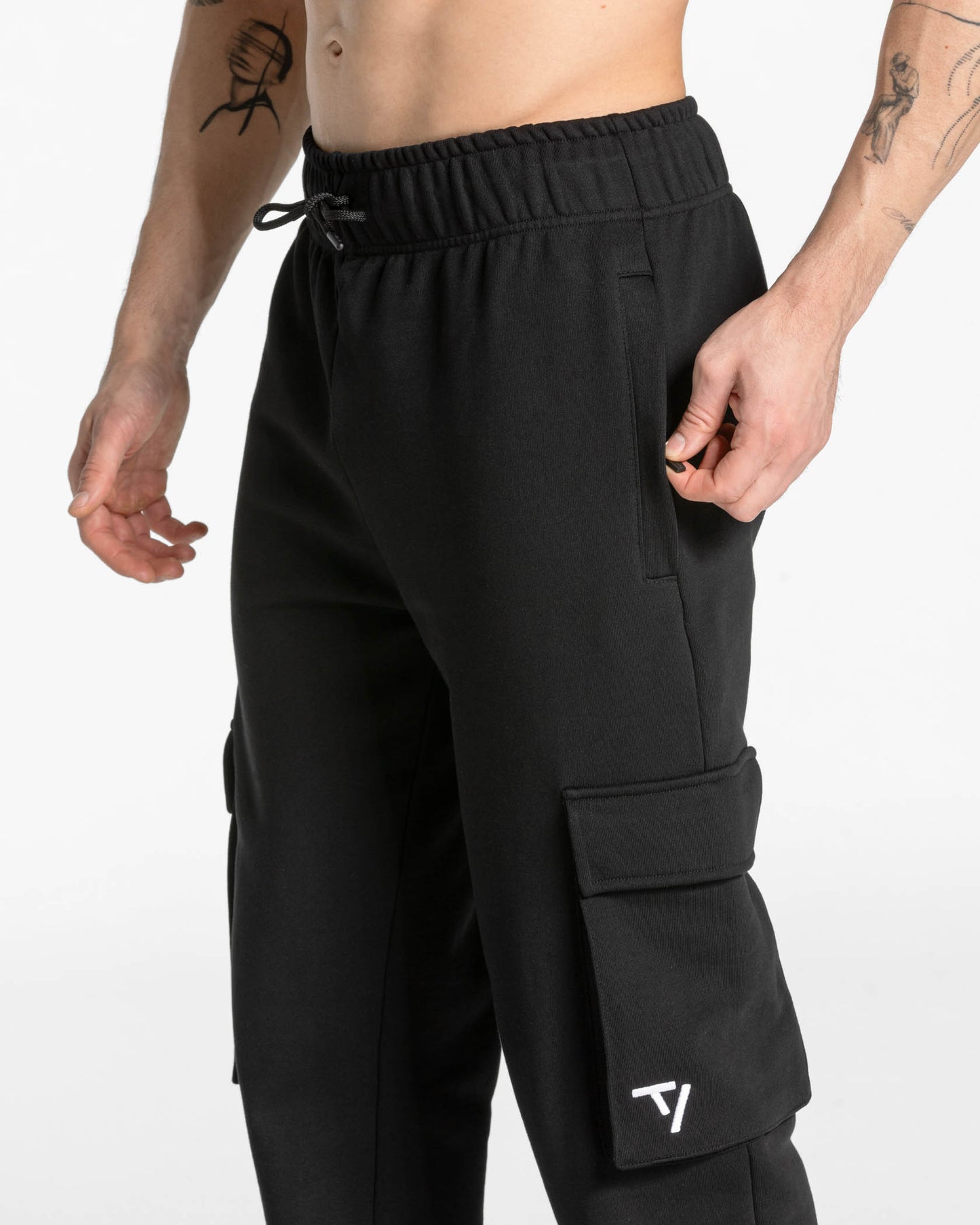 Lift Wide Leg Cargo Joggers ‘Black’