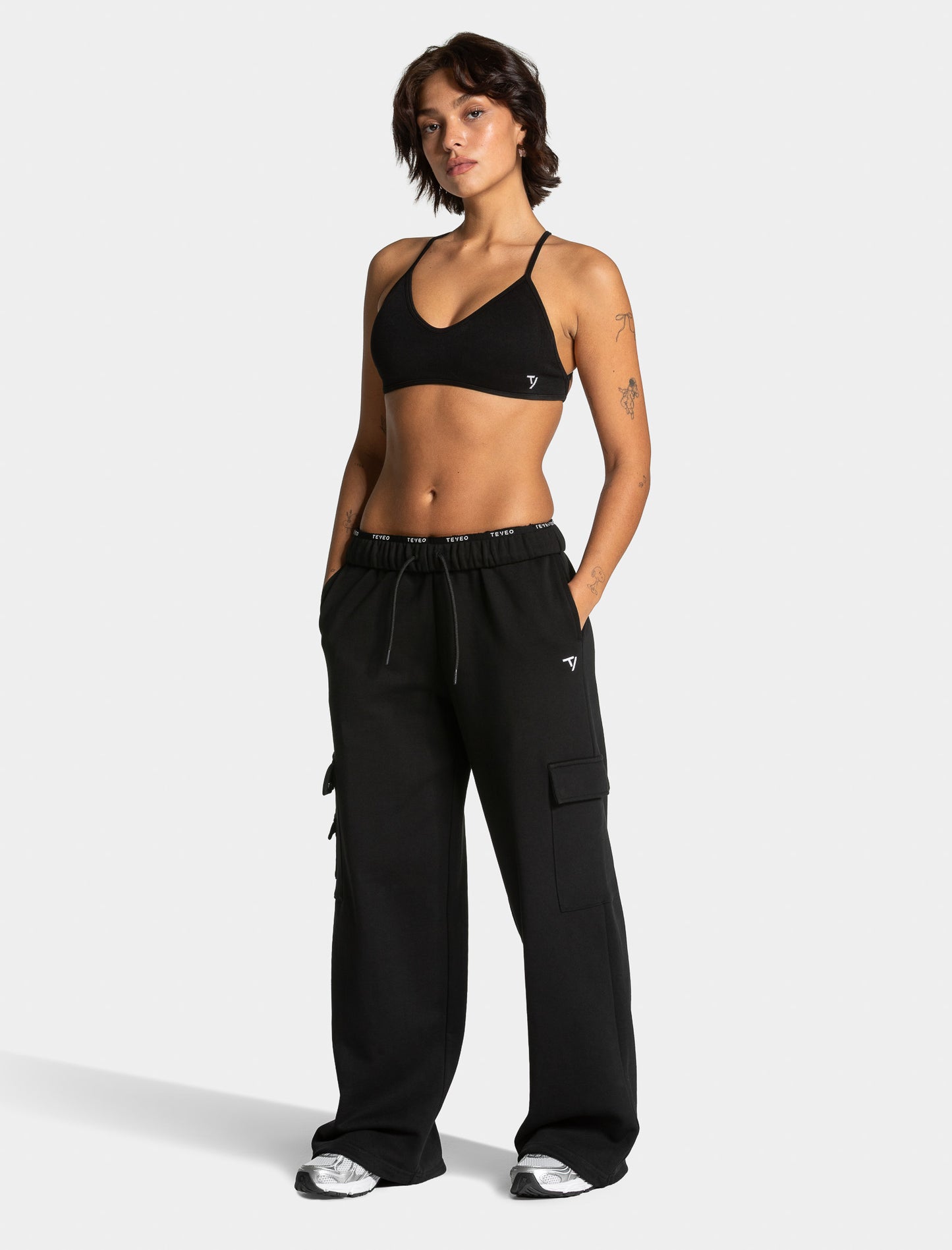 Lift Wide Leg Cargo Joggers ‘Black’