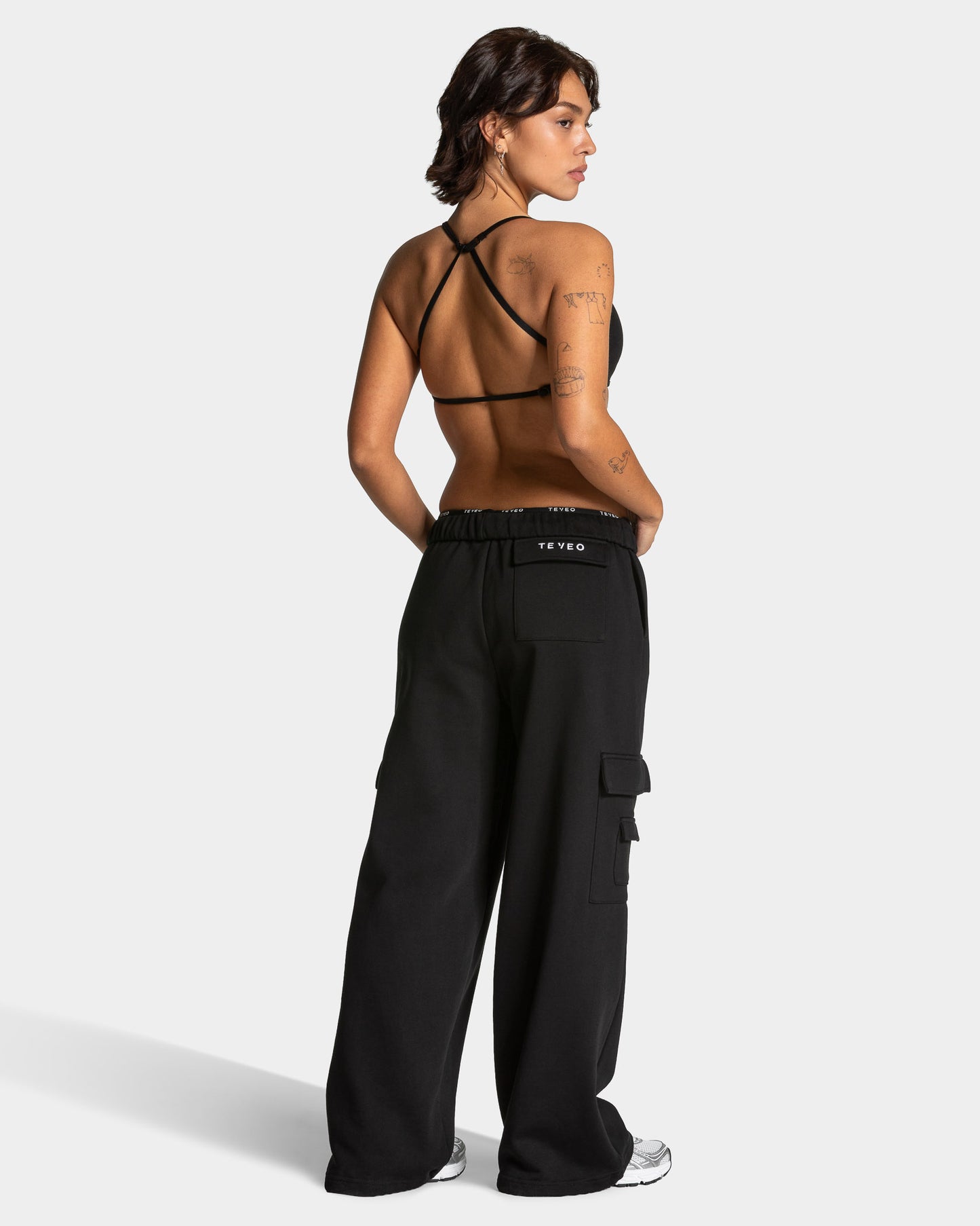 Lift Wide Leg Cargo Joggers ‘Black’