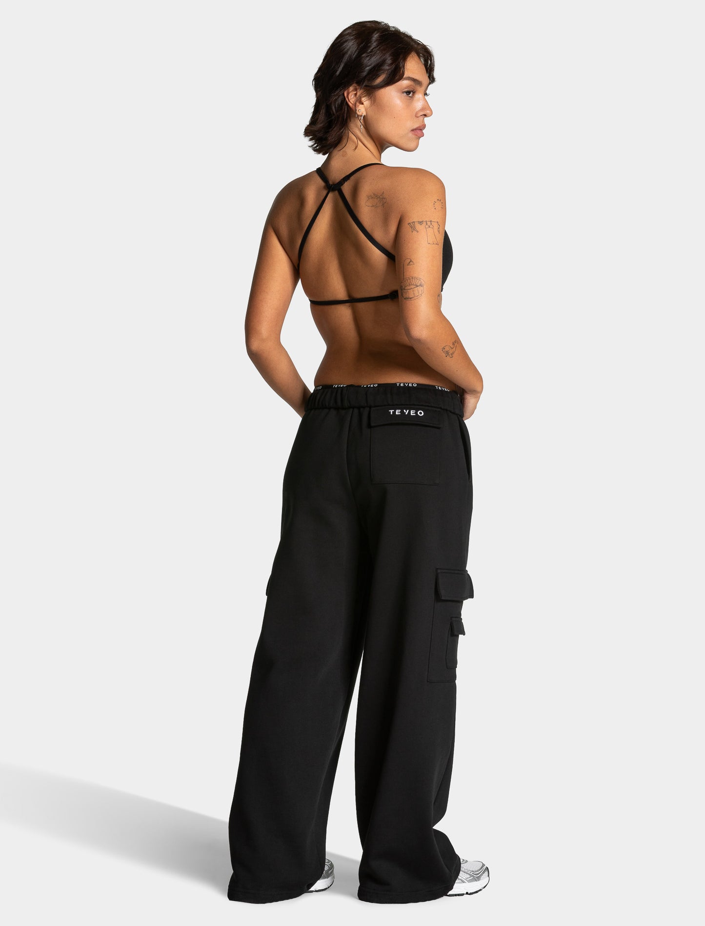 Lift Wide Leg Cargo Joggers ‘Black’