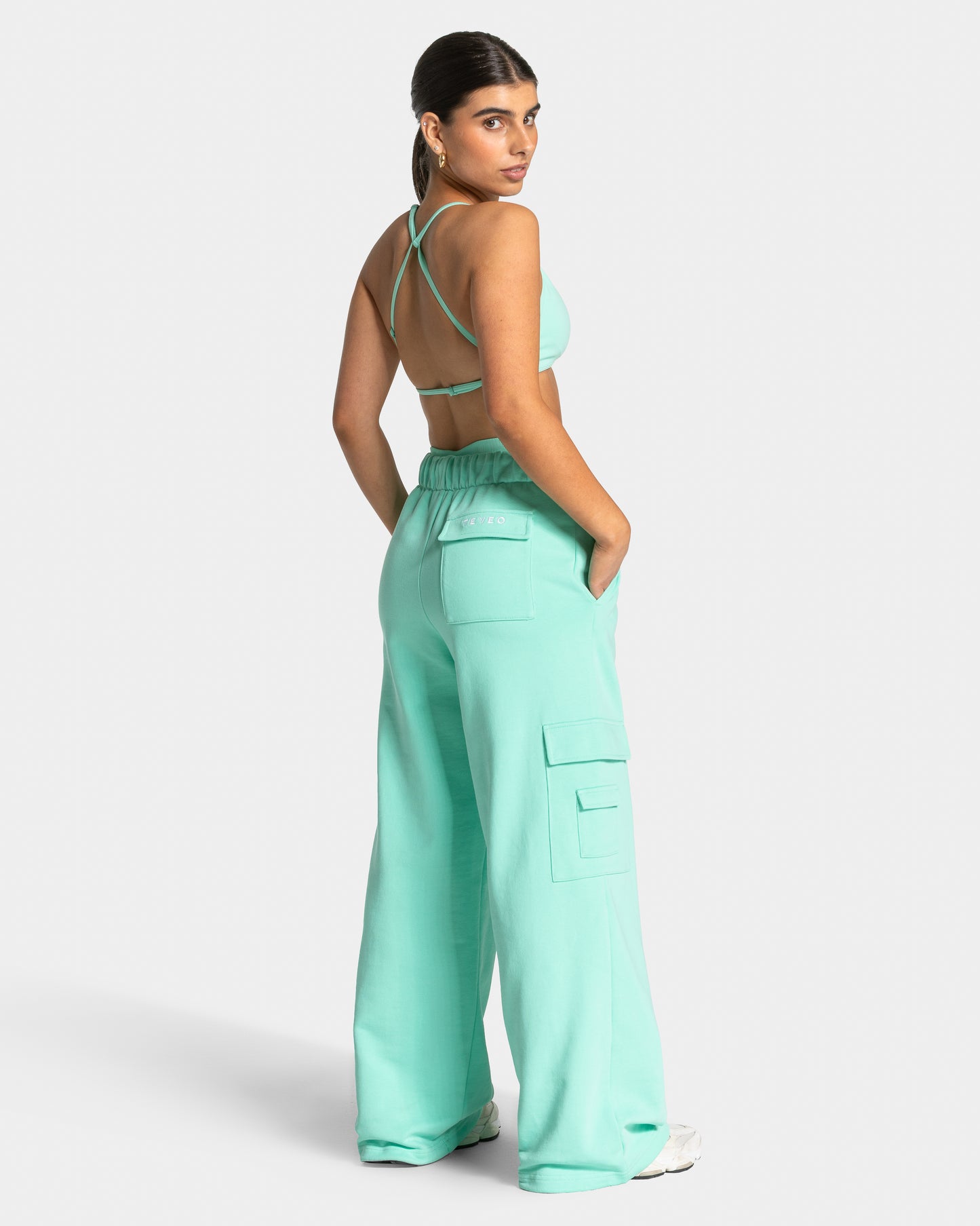 Lift Wide Leg Cargo Joggers ‘Mint’