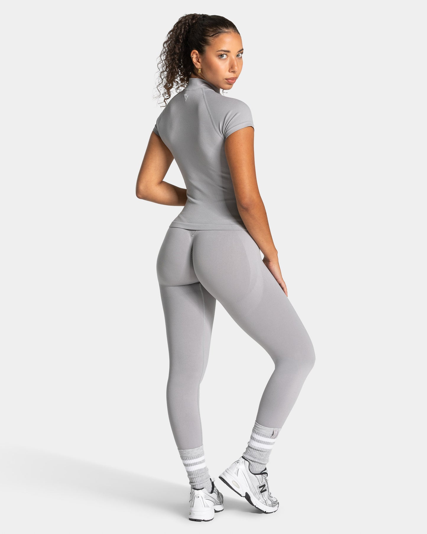 Lift Zip Shortsleeve ‘Light Grey’