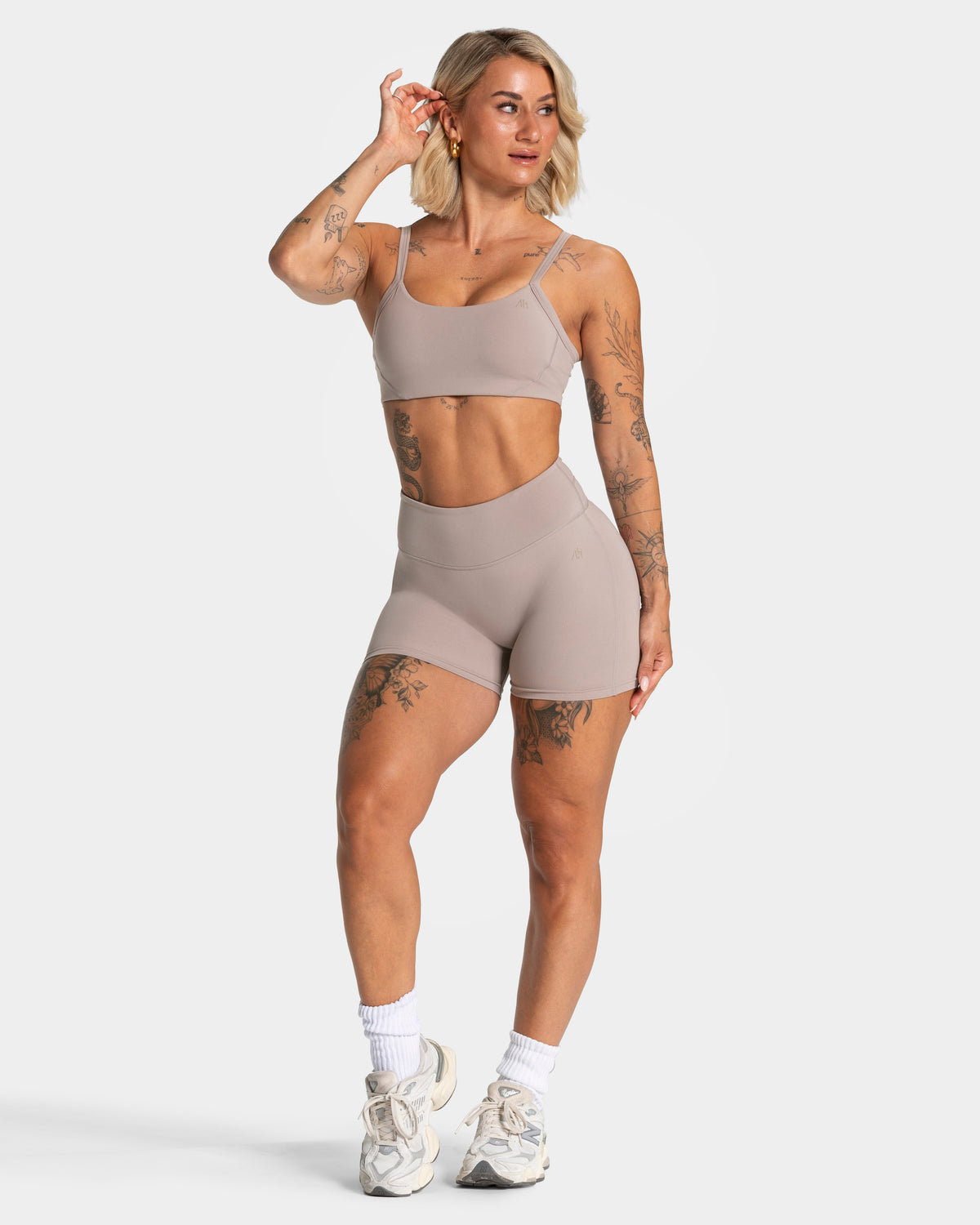 Luxmotion Sculpt Scrunch Shorts ‘Stone’