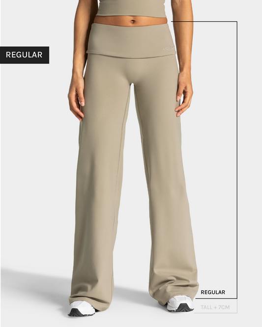 Mellow Fold Over Straight Leg Pants (Regular) ‘Khaki’