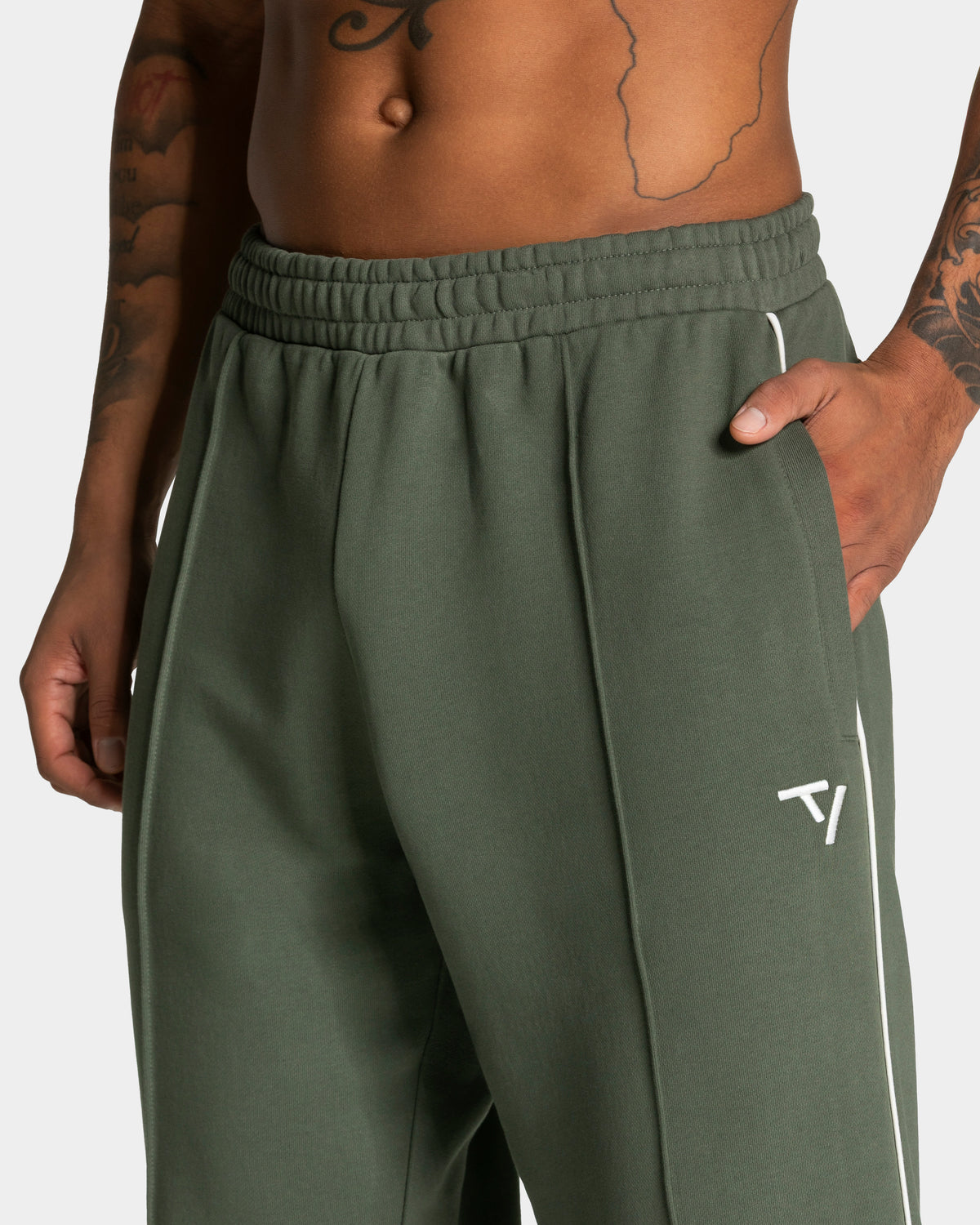 Contrastline Straight Leg Joggers ‘Khaki’