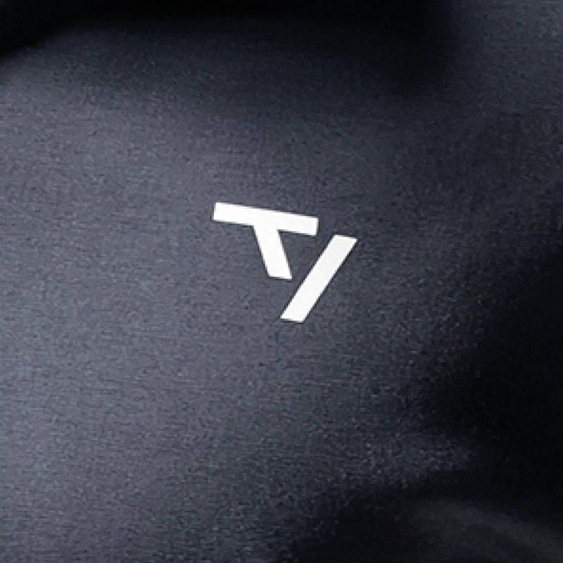 PRI_M_Half-Zip3_Logo