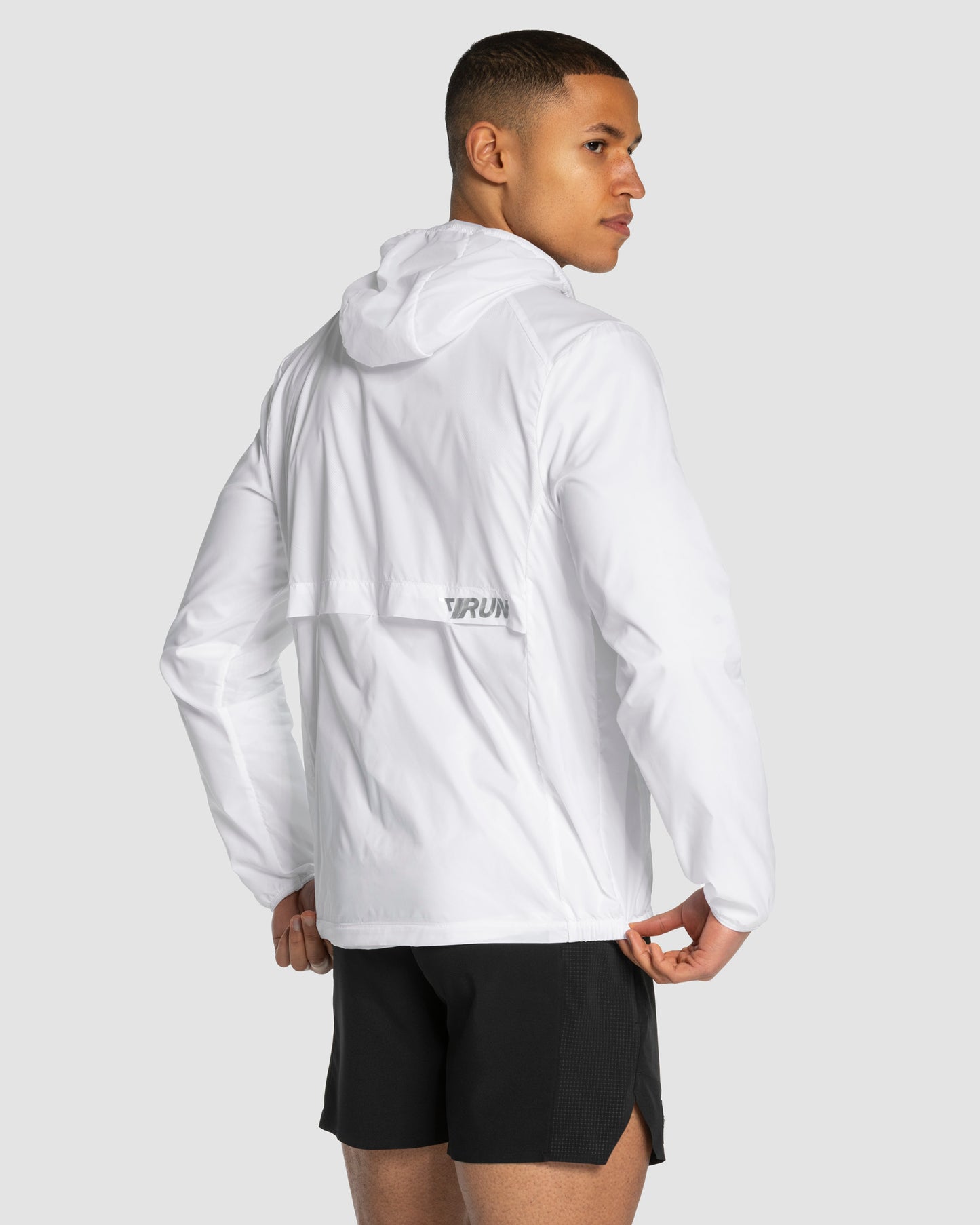 RUN Lightweight Zip Jacke "Weiß"