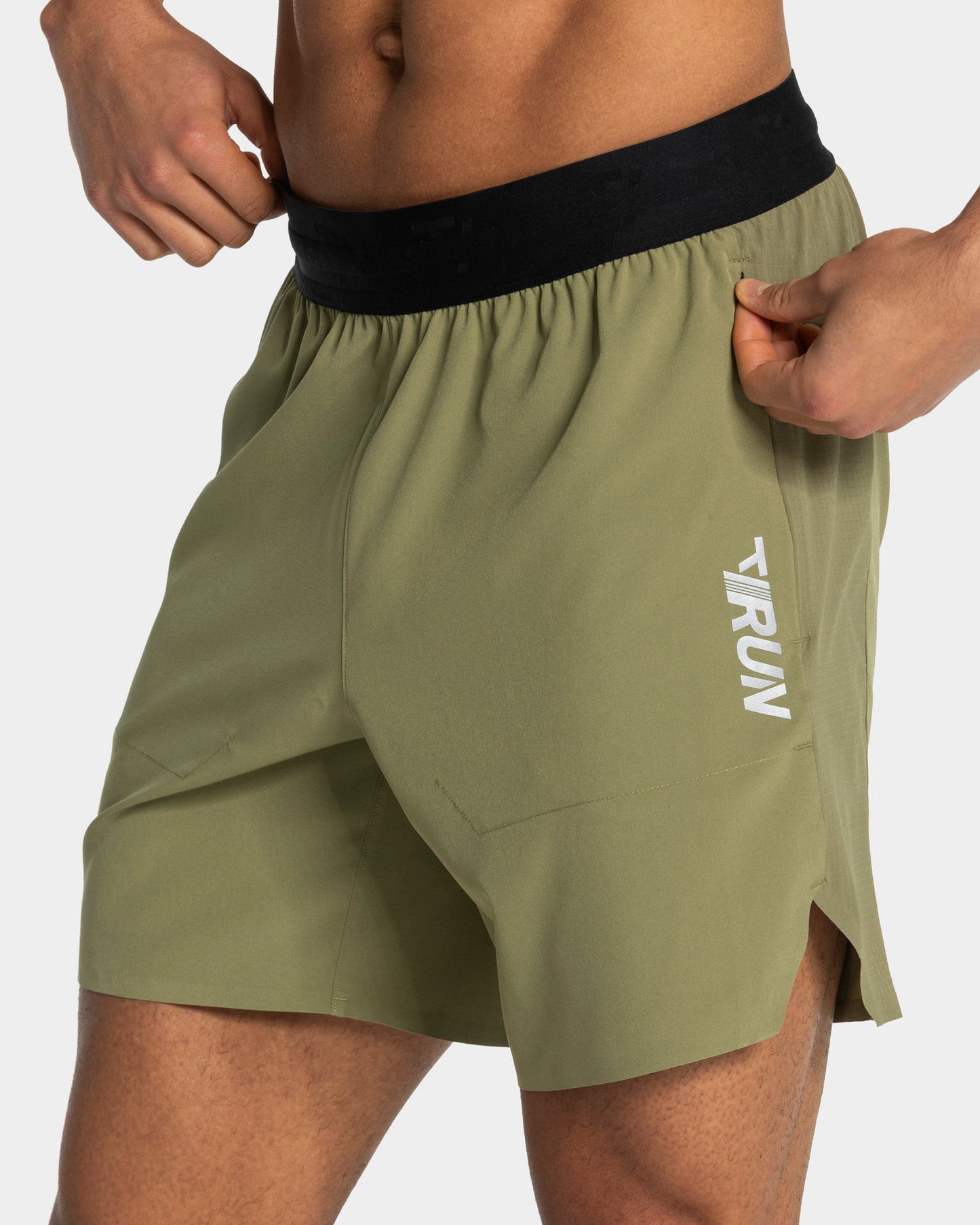 RUN Shorts 7 Inch ‘Olive’
