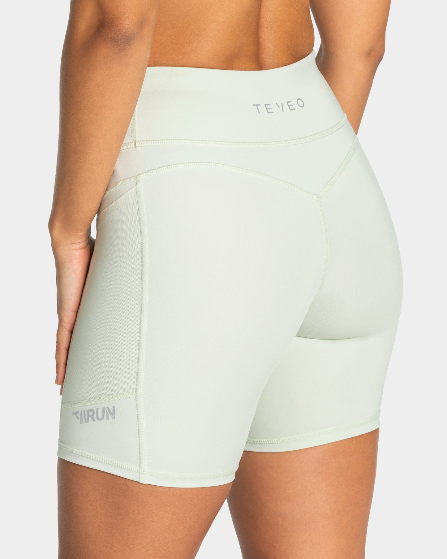 RUN Shorts "Ice Mint"