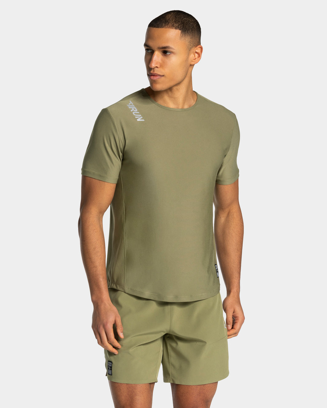 Camiseta RUN «verde oliva»