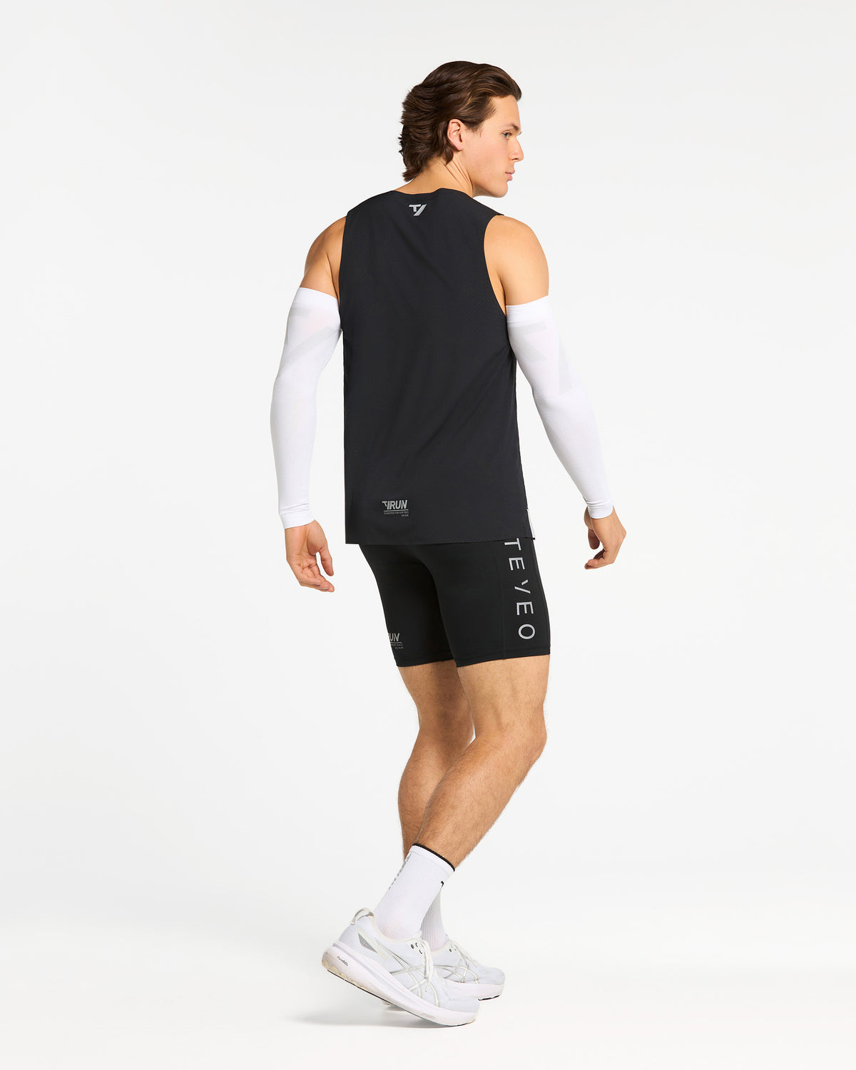 RUN RACE Arm Sleeves ‘White’