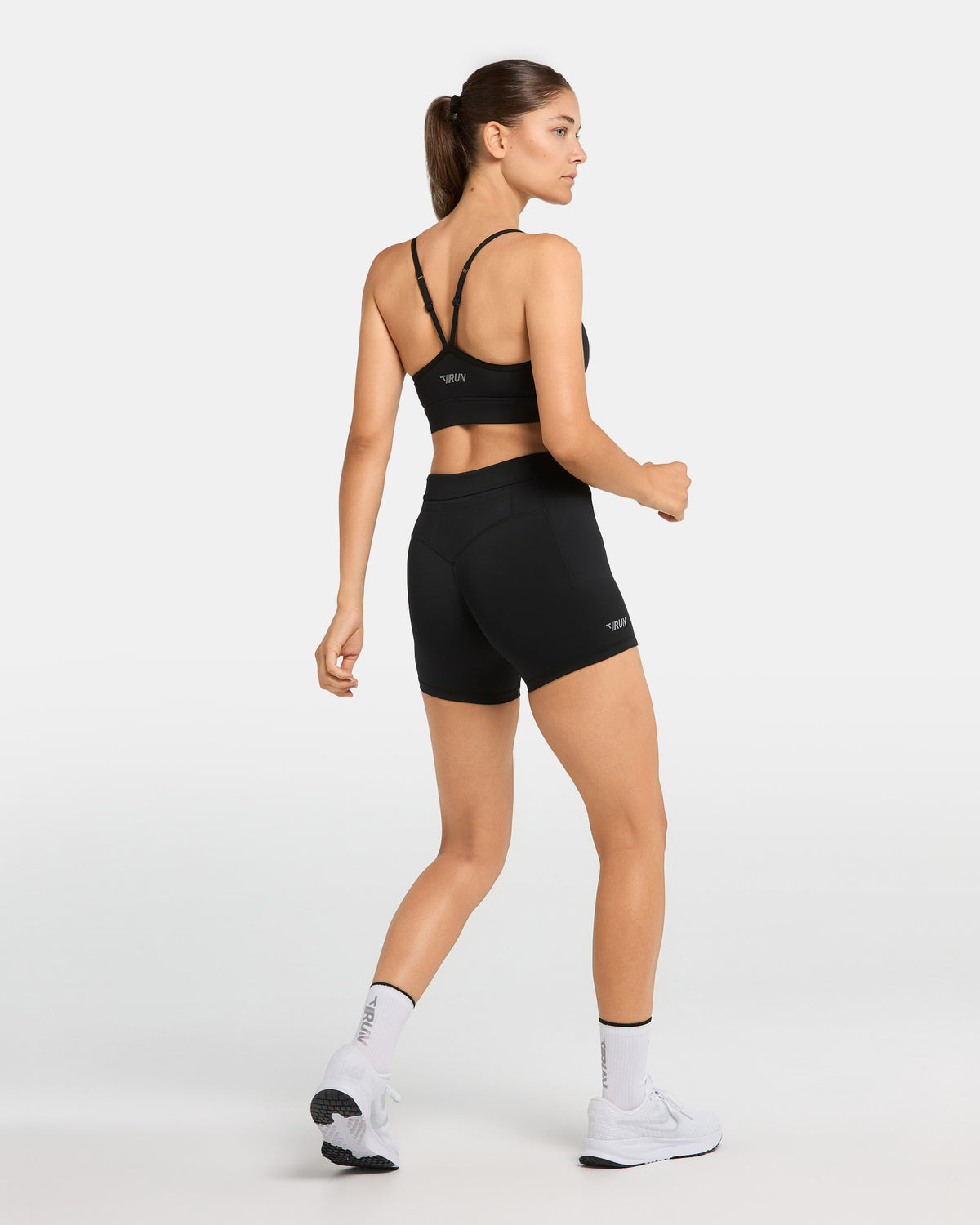 RUN RACE Medium Support Bra ‘Black’