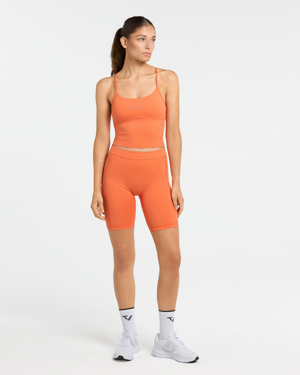 Shorts de 8 pulgadas RUN RACE «naranja»