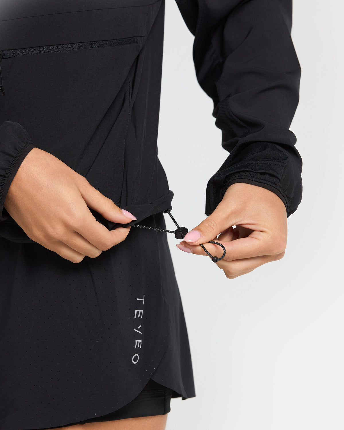RUN RACE Zip Jacket ‘Black’