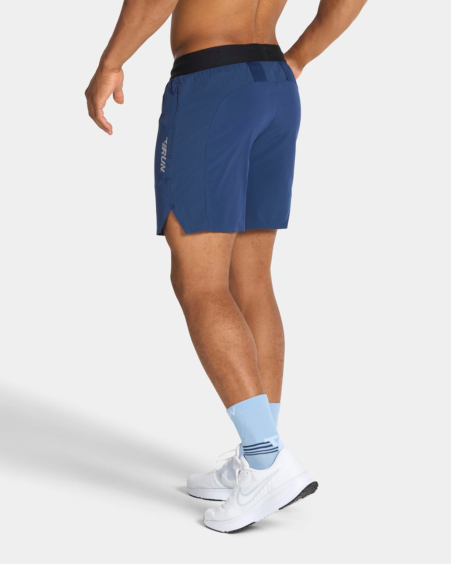 RUN Shorts 7 Inch "Dunkelblau"