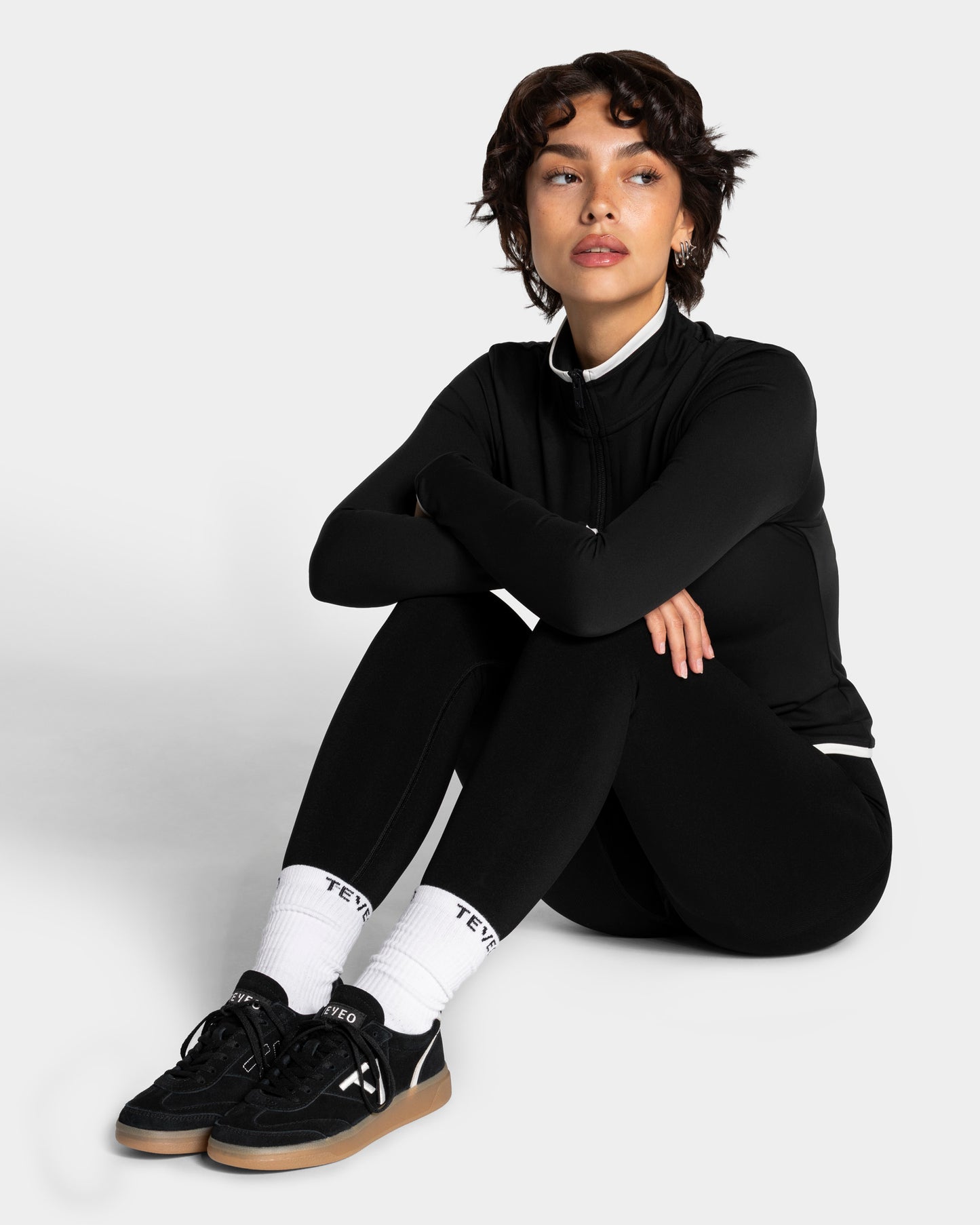 Classic Sneakers Women ‘Black-Off-White’