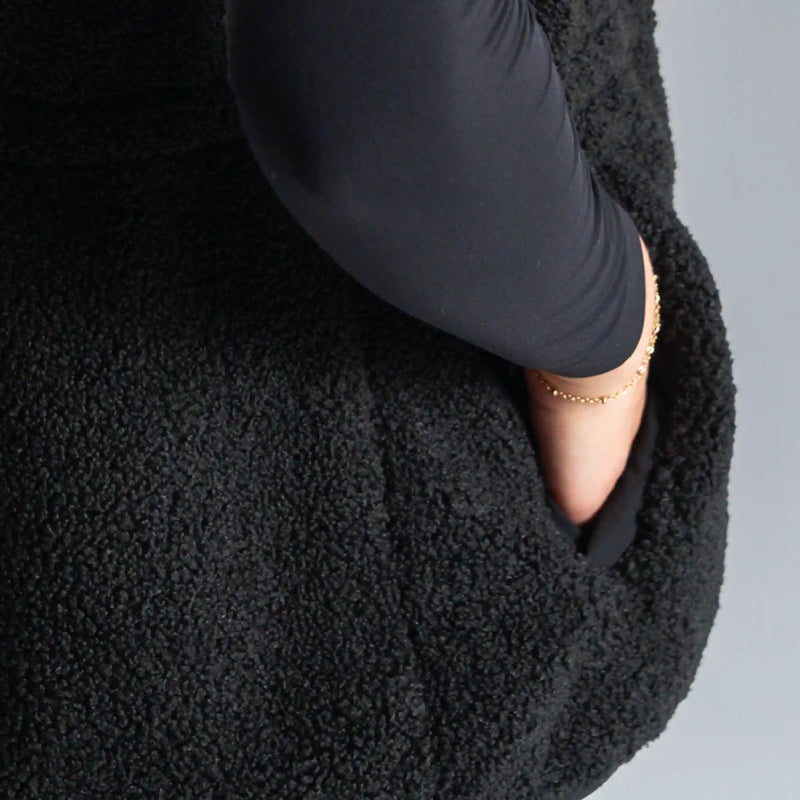 STU_W_TeddyWeste2_Taschen