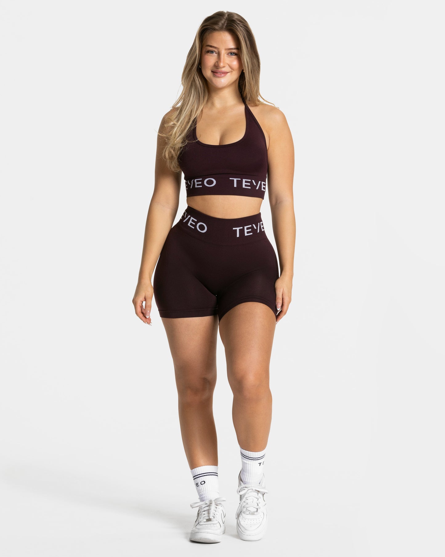 Signature Covert Scrunch Shorts ‘Merlot’