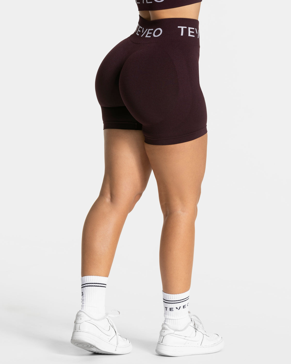 Signature Covert Scrunch Shorts ‘Merlot’