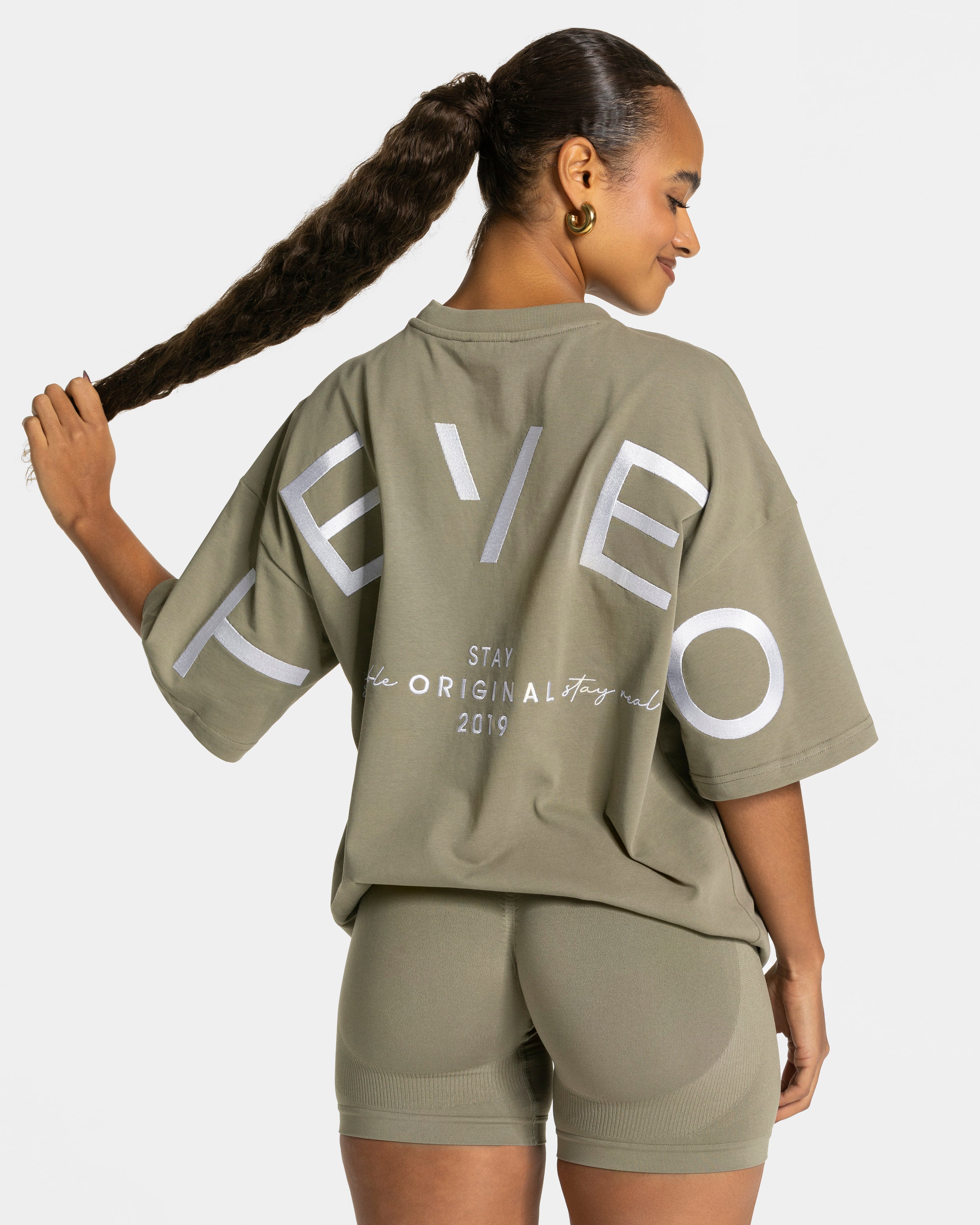 ◇ILLIGO◇ Ethnic Overfit T-Shirt Khaki Big Boned - Oversized faded t-shirt – Canvas House
