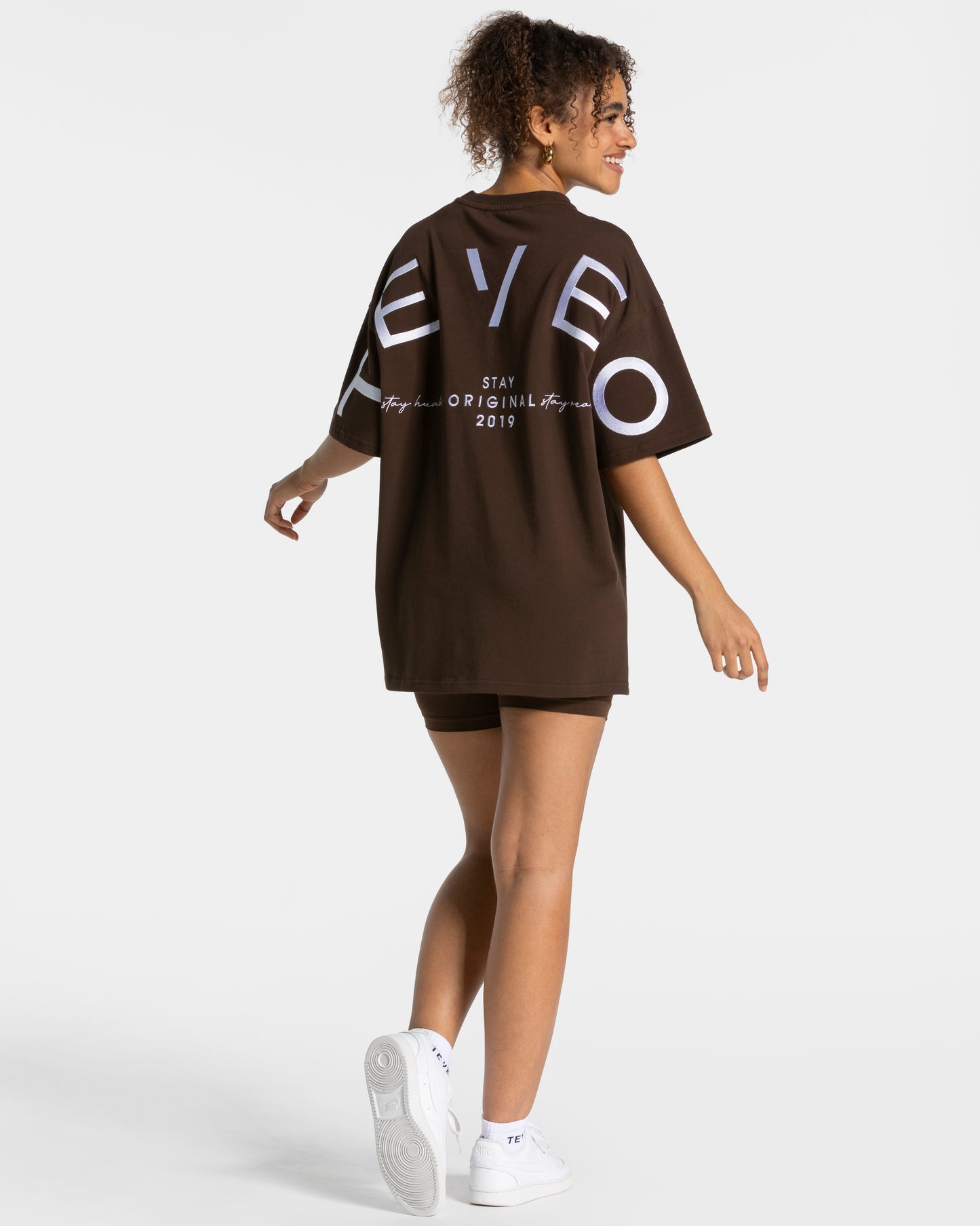 T-shirt Signature Oversized “Marrone scuro”
