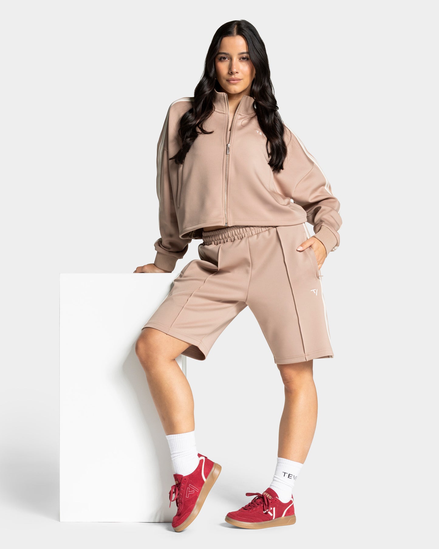 Zapatillas Classic Mujer «burdeos - blanco roto»