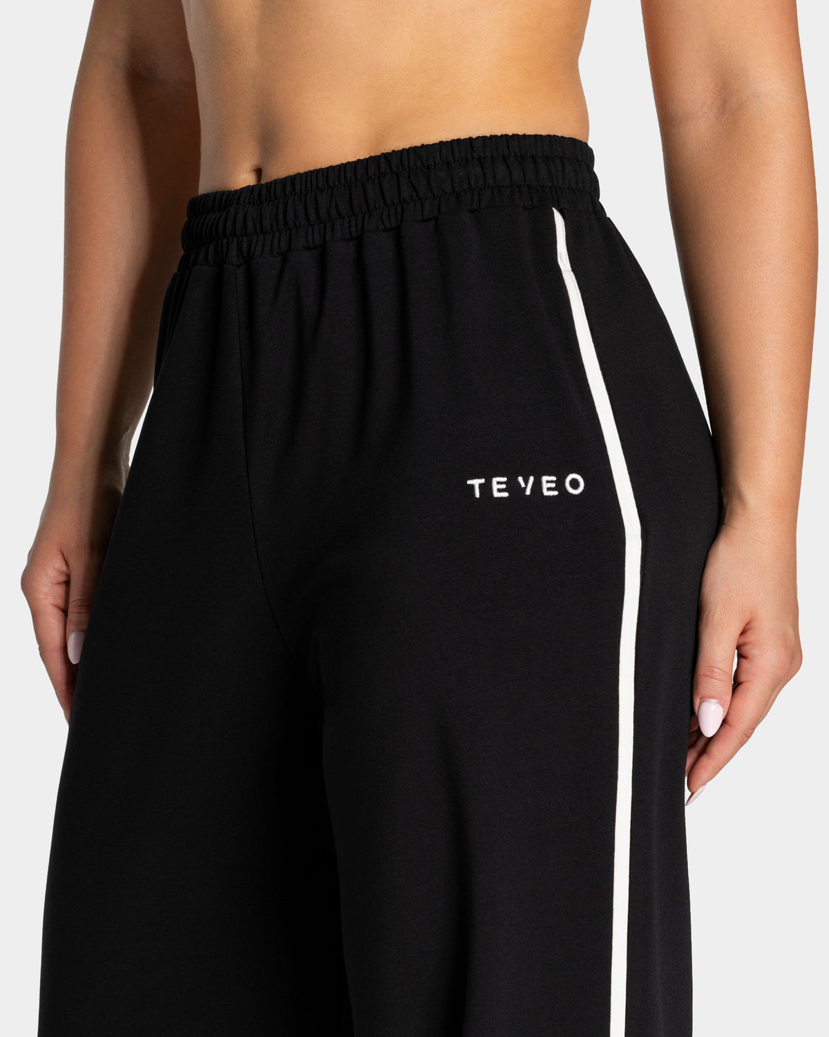Soft Wide Leg Joggers – Regular ‘Black’