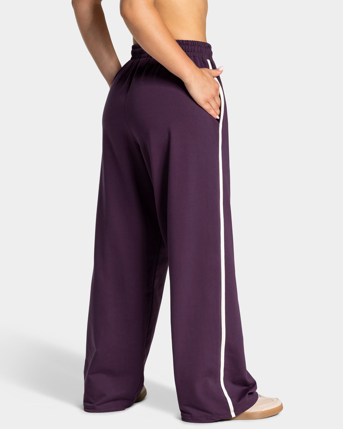 Soft Wide Leg Joggers – Regular ‘Blackberry’