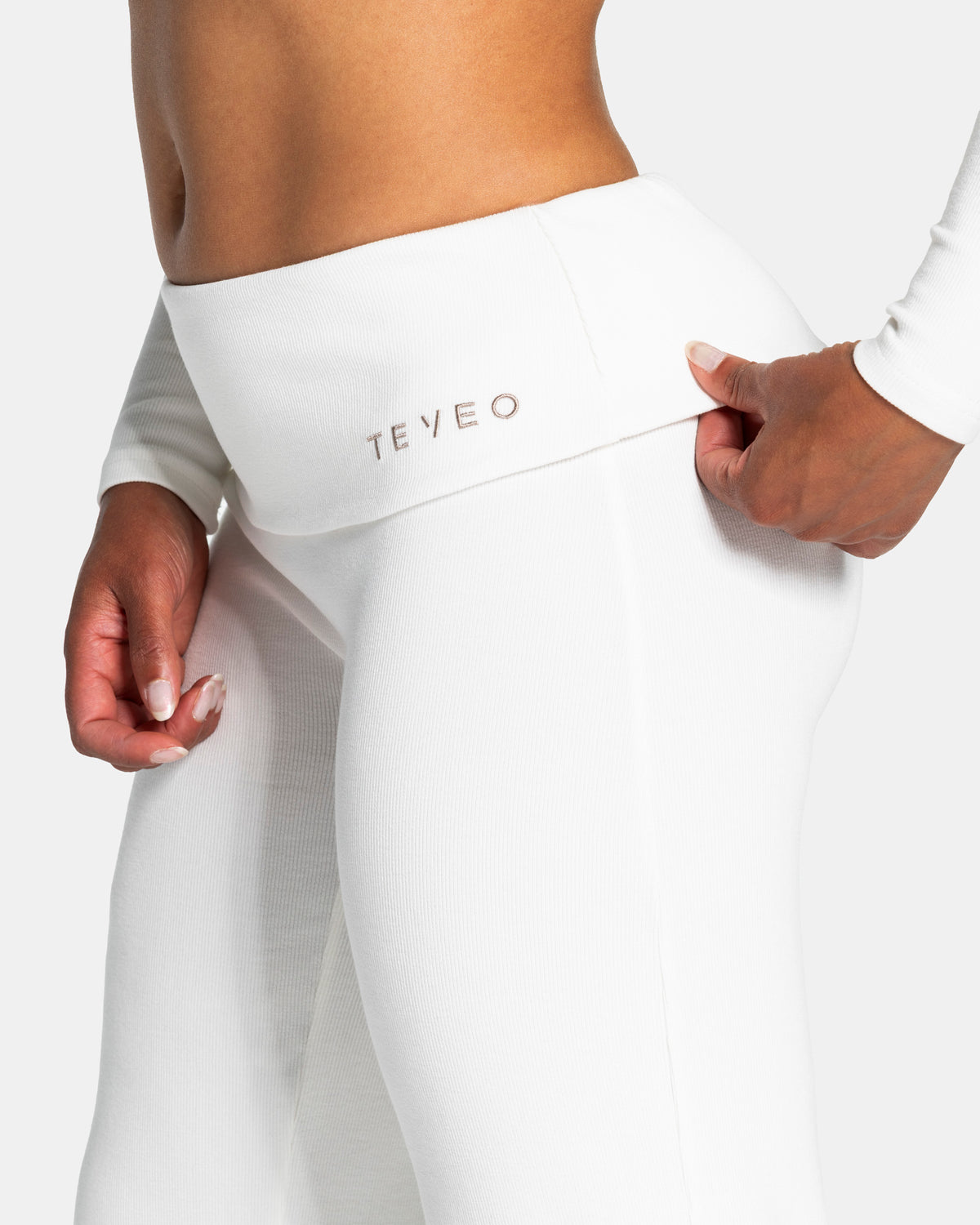 Pantalon côtelé à jambe droite standard Soft Foldover « blanc cassé »