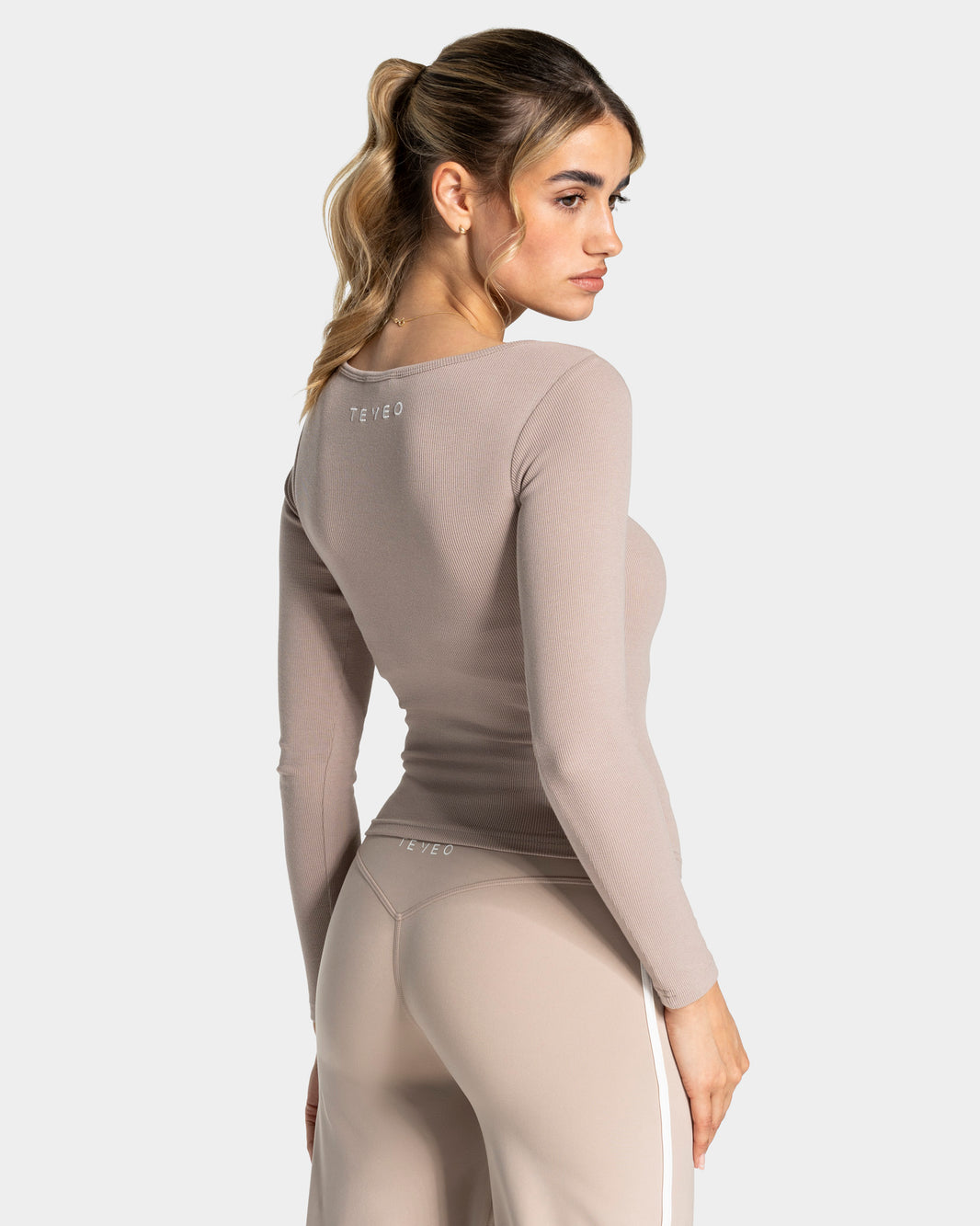 Camiseta de manga larga Soft Ribbed «Cappuccino»