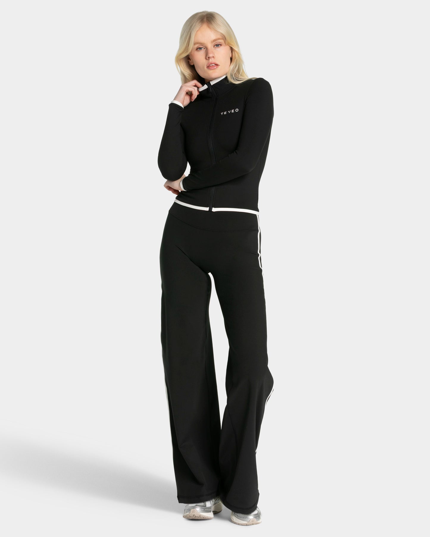 Soft Shaping Zip Jacket ‘Black’