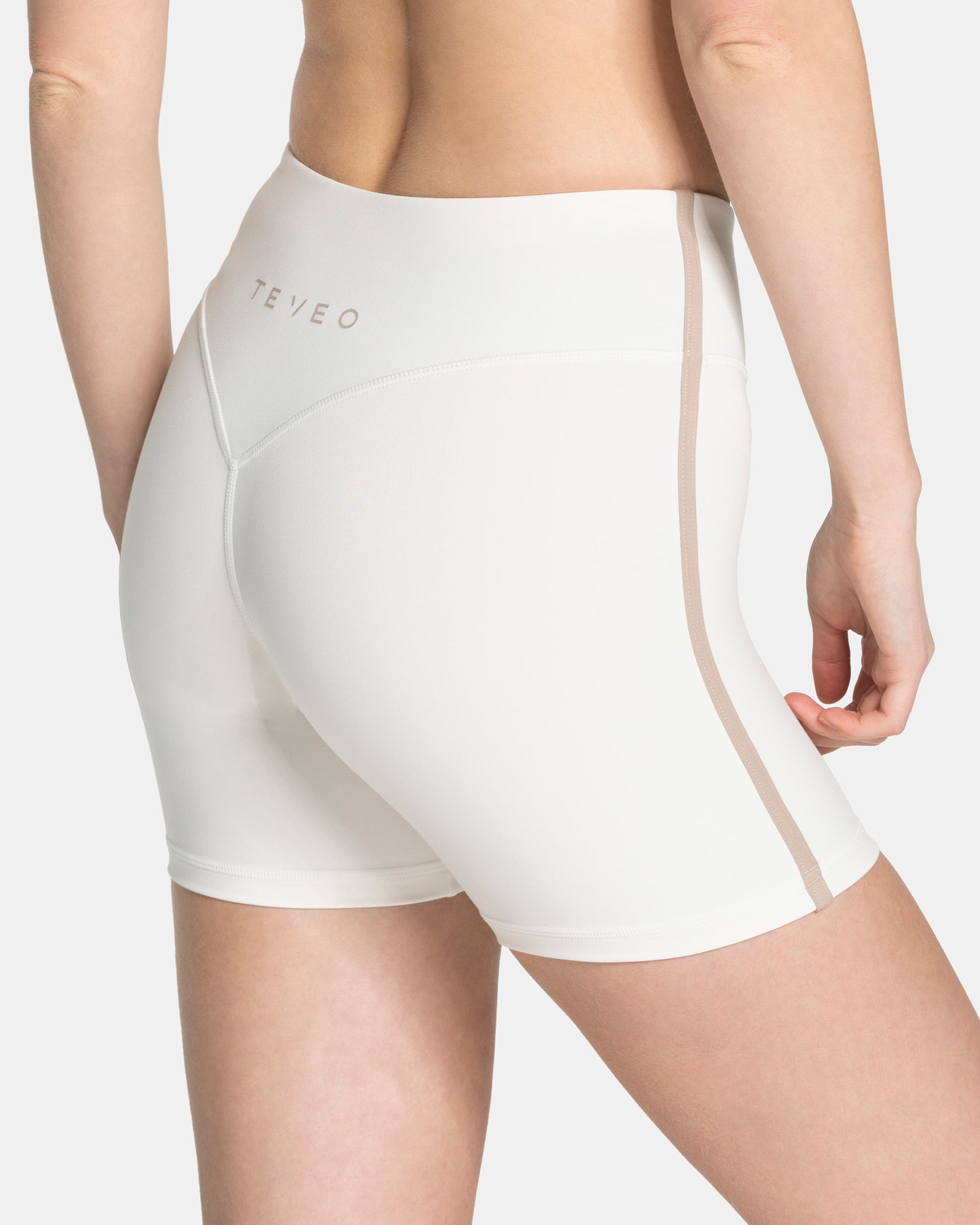 Soft Shorts ‘Off White’