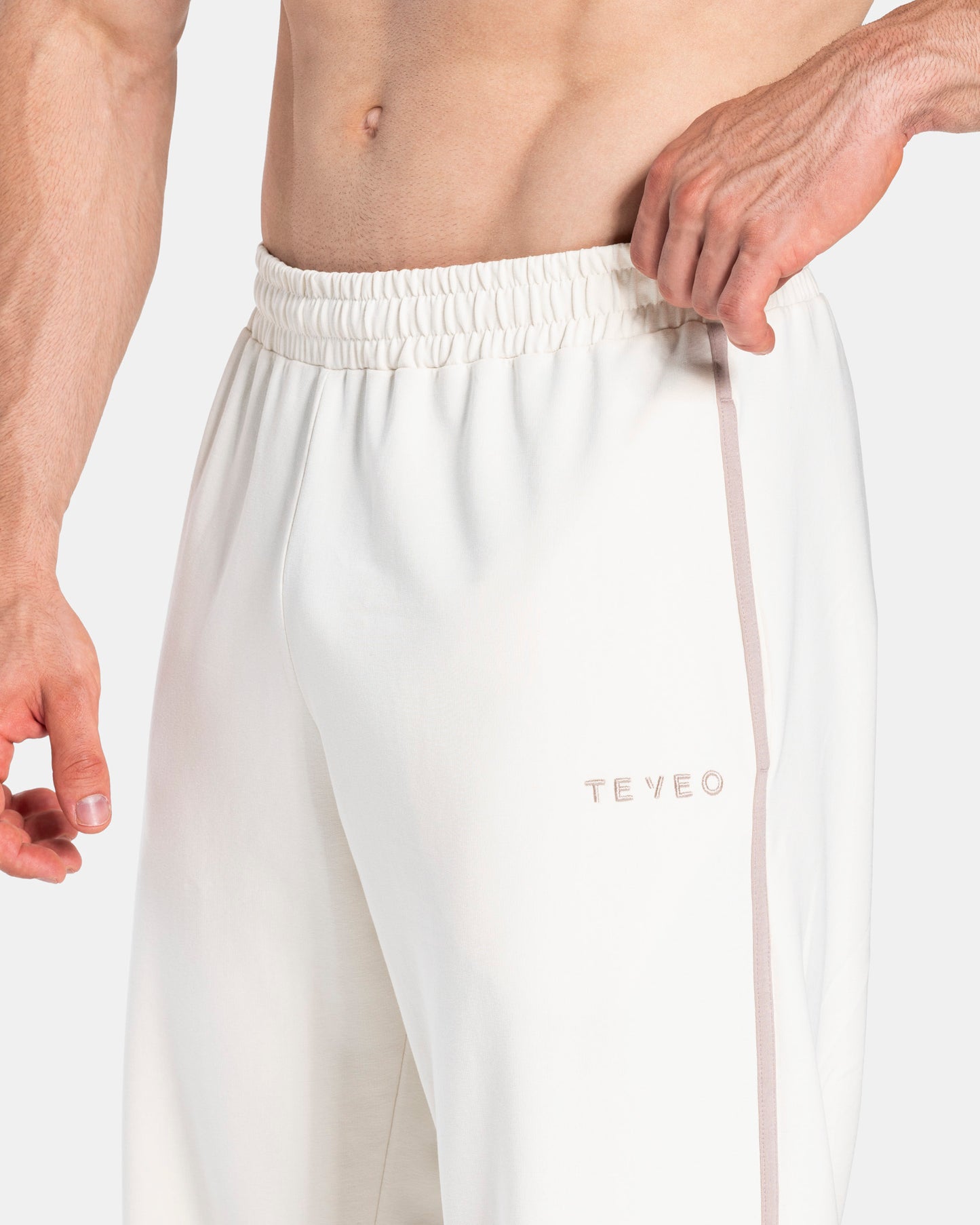 Soft Straight Leg Jogger "Off White"