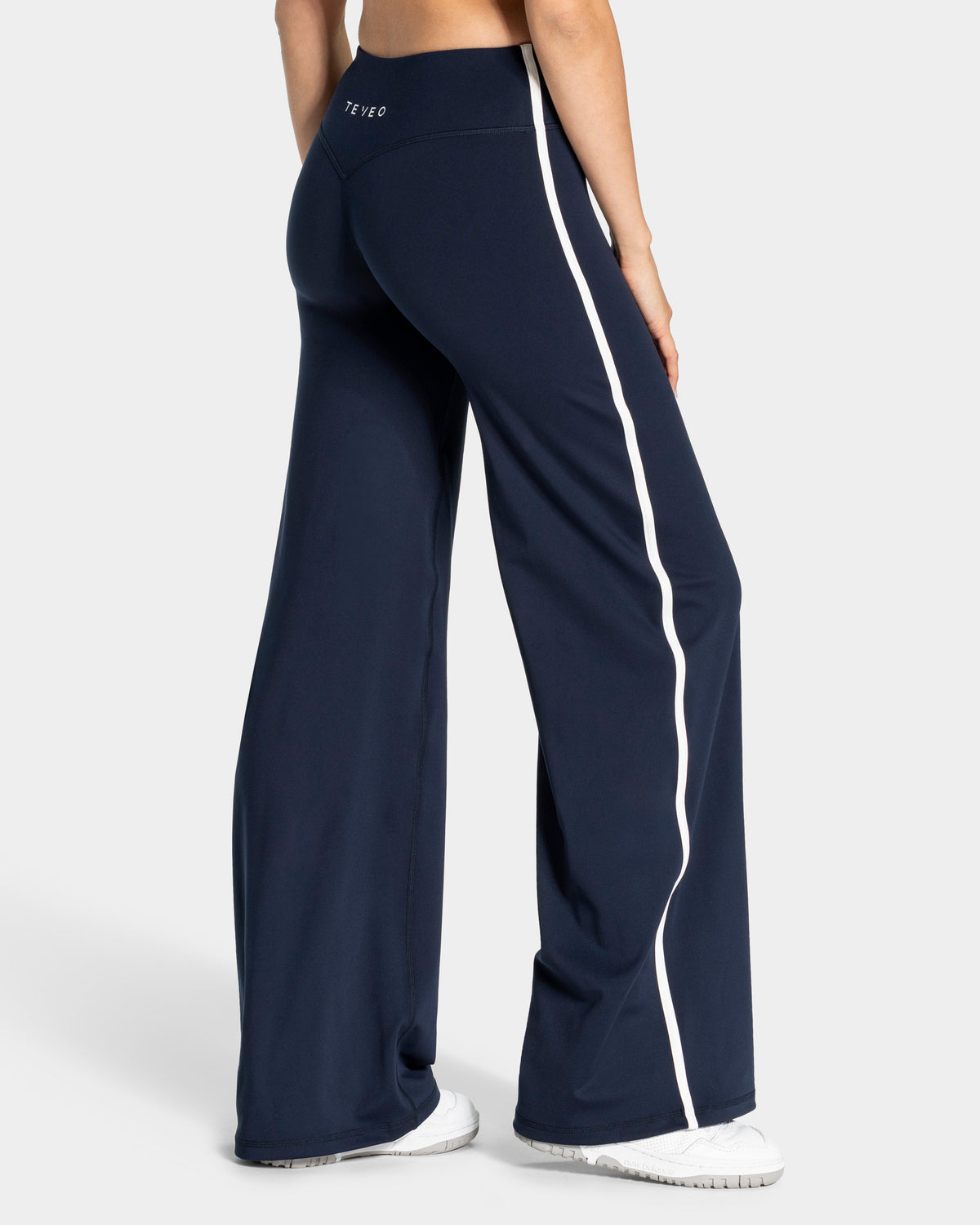 Soft Straight Leg Pants – Regular ‘Midnight’